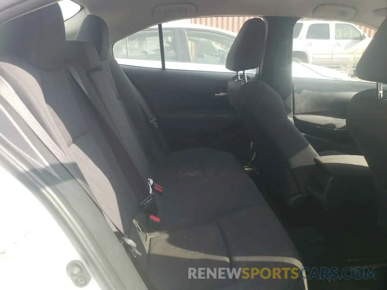 6 fotografías del automóvil dañado JTDEPRAE6LJ040419 TOYOTA COROLLA 2020