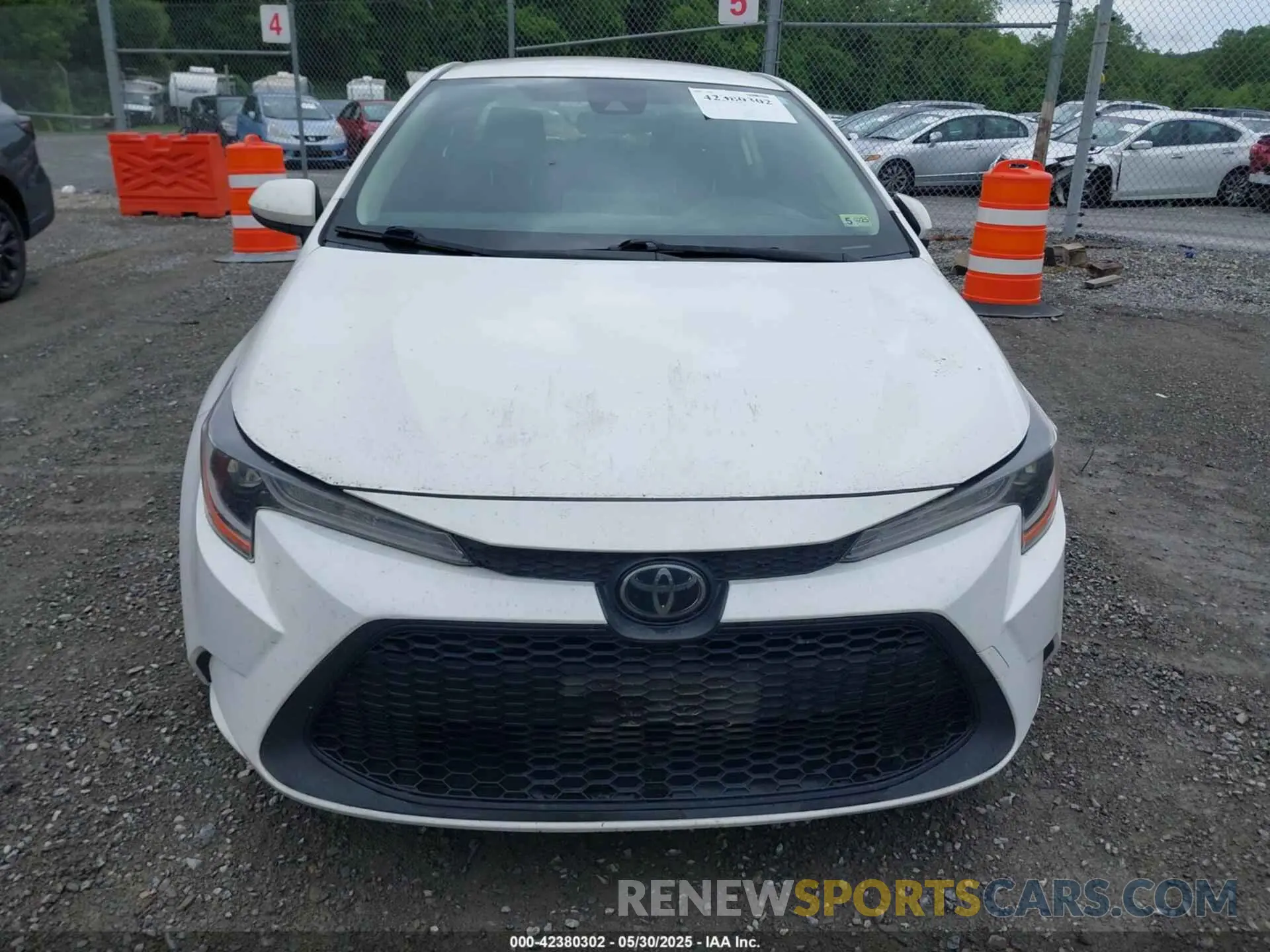 12 fotografías del automóvil dañado JTDEPRAE6LJ046141 TOYOTA COROLLA 2020