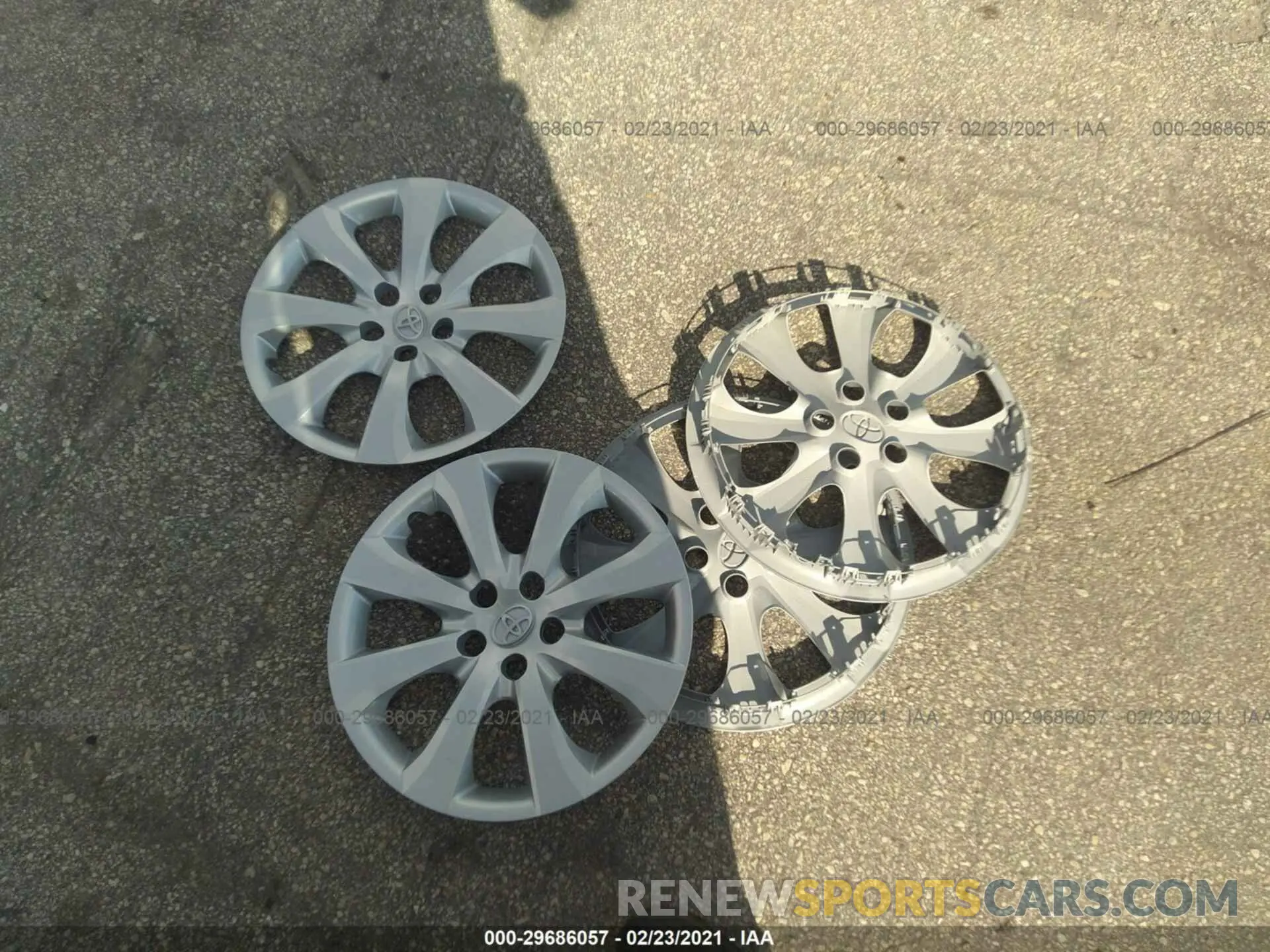 12 fotografías del automóvil dañado JTDEPRAE6LJ057706 TOYOTA COROLLA 2020