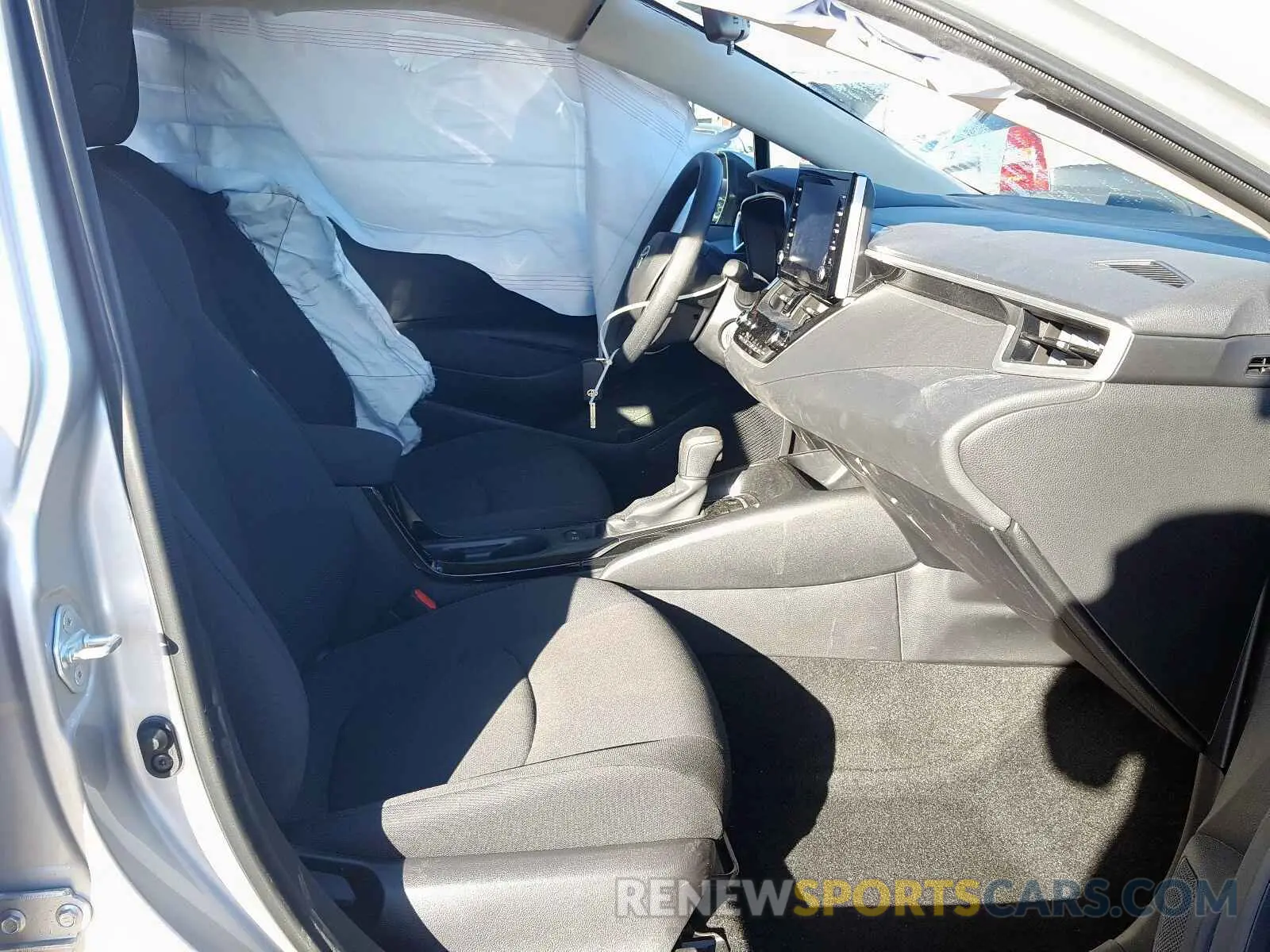 5 fotografías del automóvil dañado JTDEPRAE6LJ059097 TOYOTA COROLLA 2020