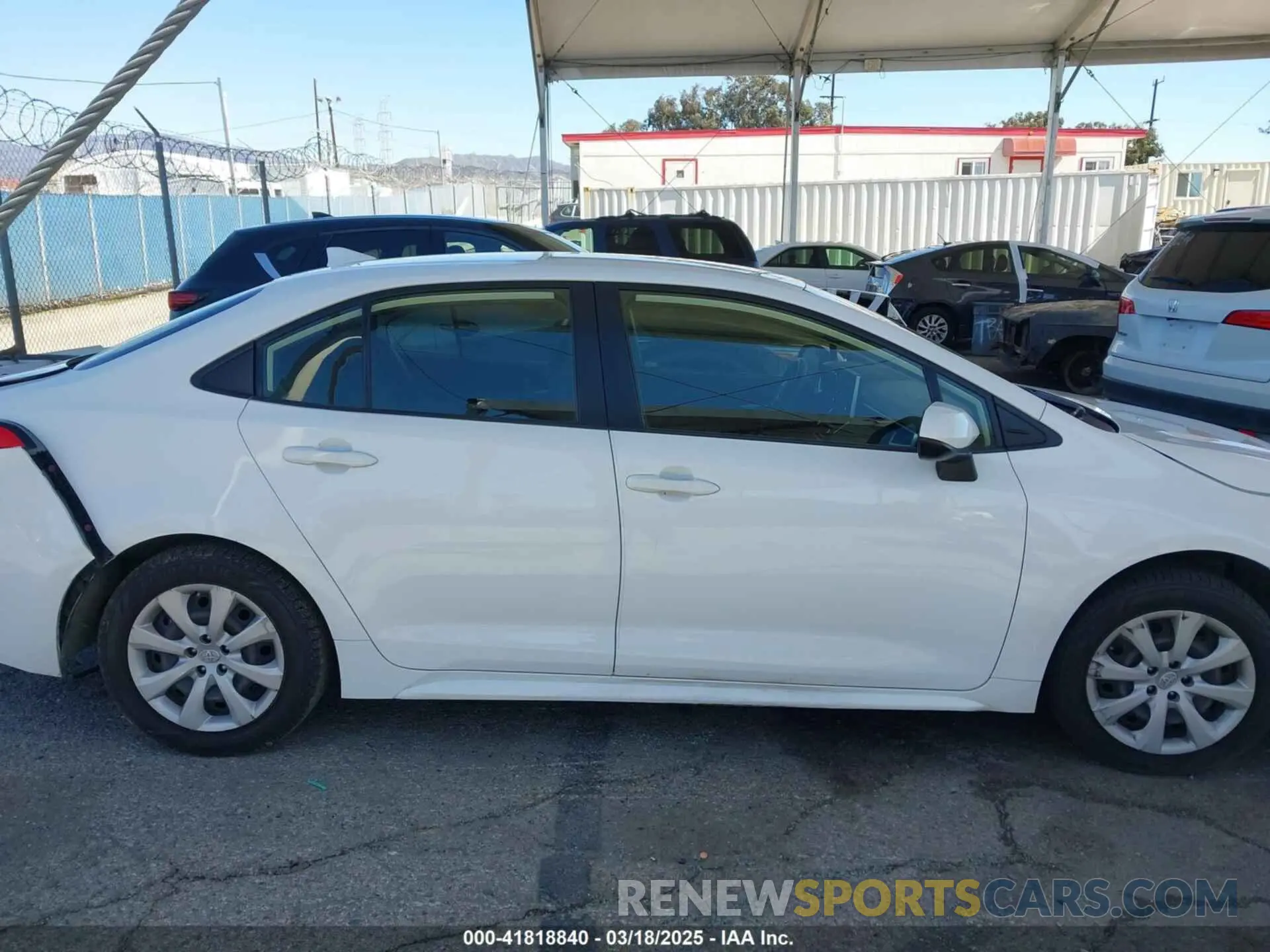 13 fotografías del automóvil dañado JTDEPRAE6LJ099244 TOYOTA COROLLA 2020