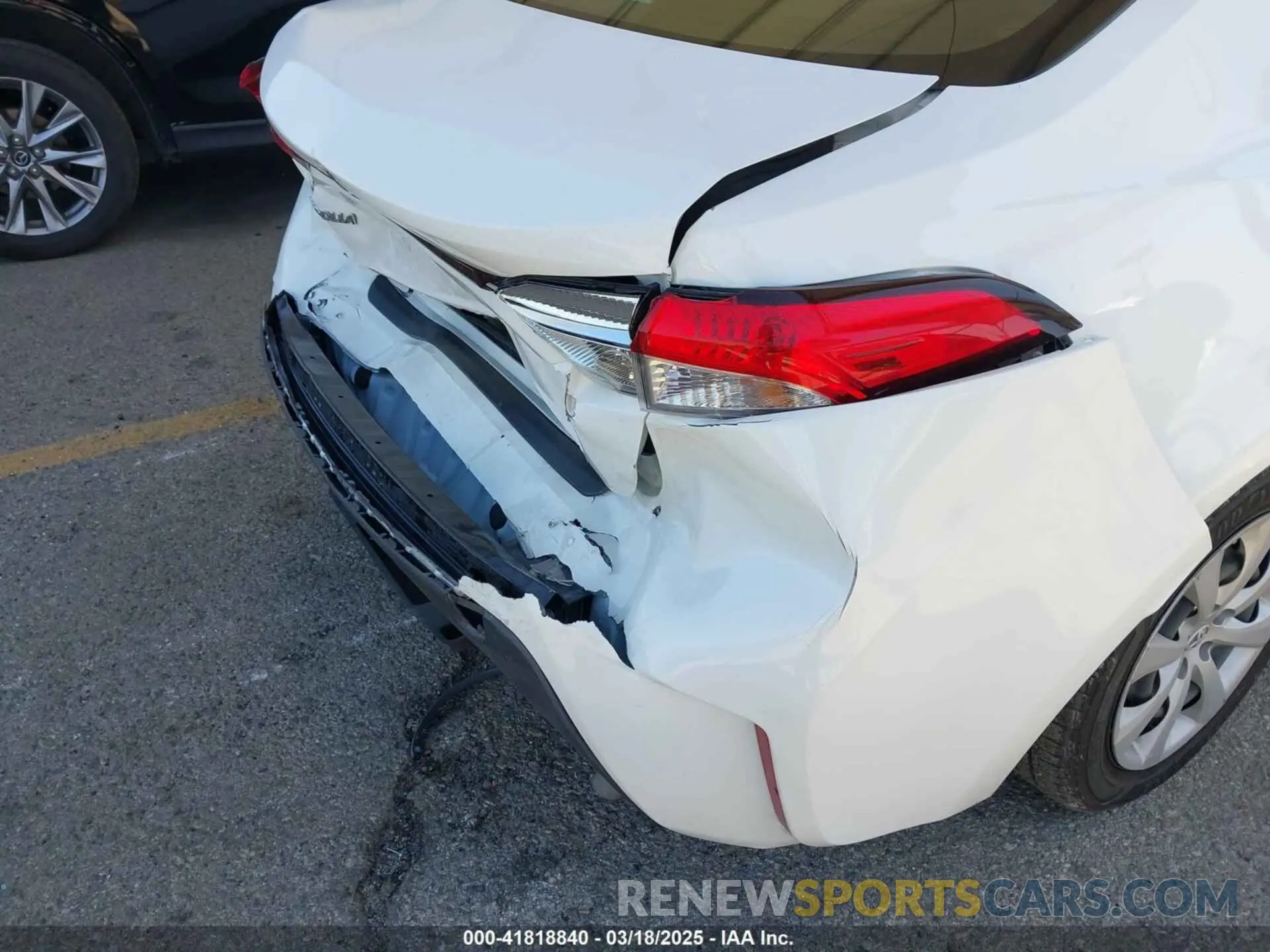 17 fotografías del automóvil dañado JTDEPRAE6LJ099244 TOYOTA COROLLA 2020