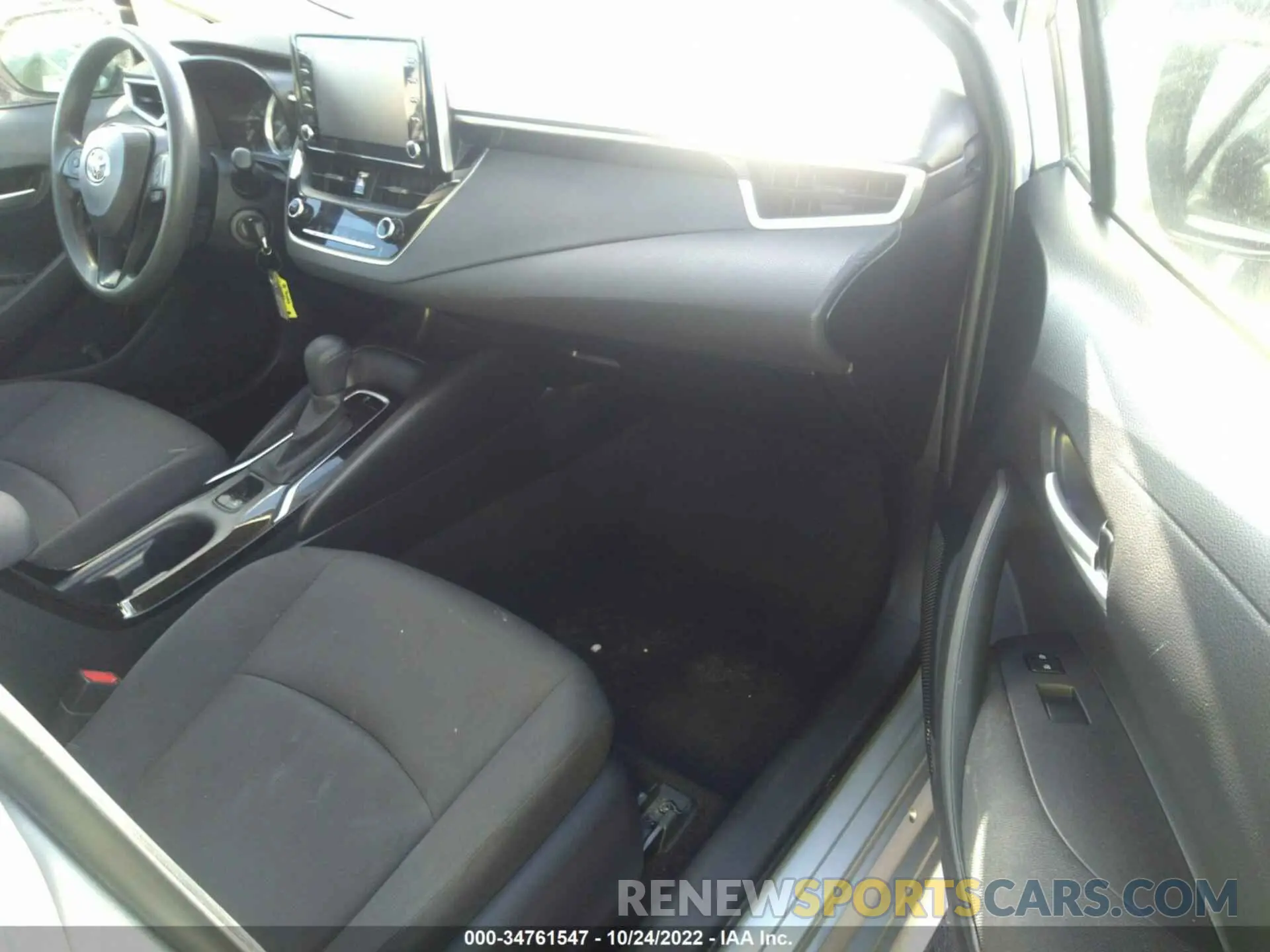 5 fotografías del automóvil dañado JTDEPRAE6LJ099342 TOYOTA COROLLA 2020