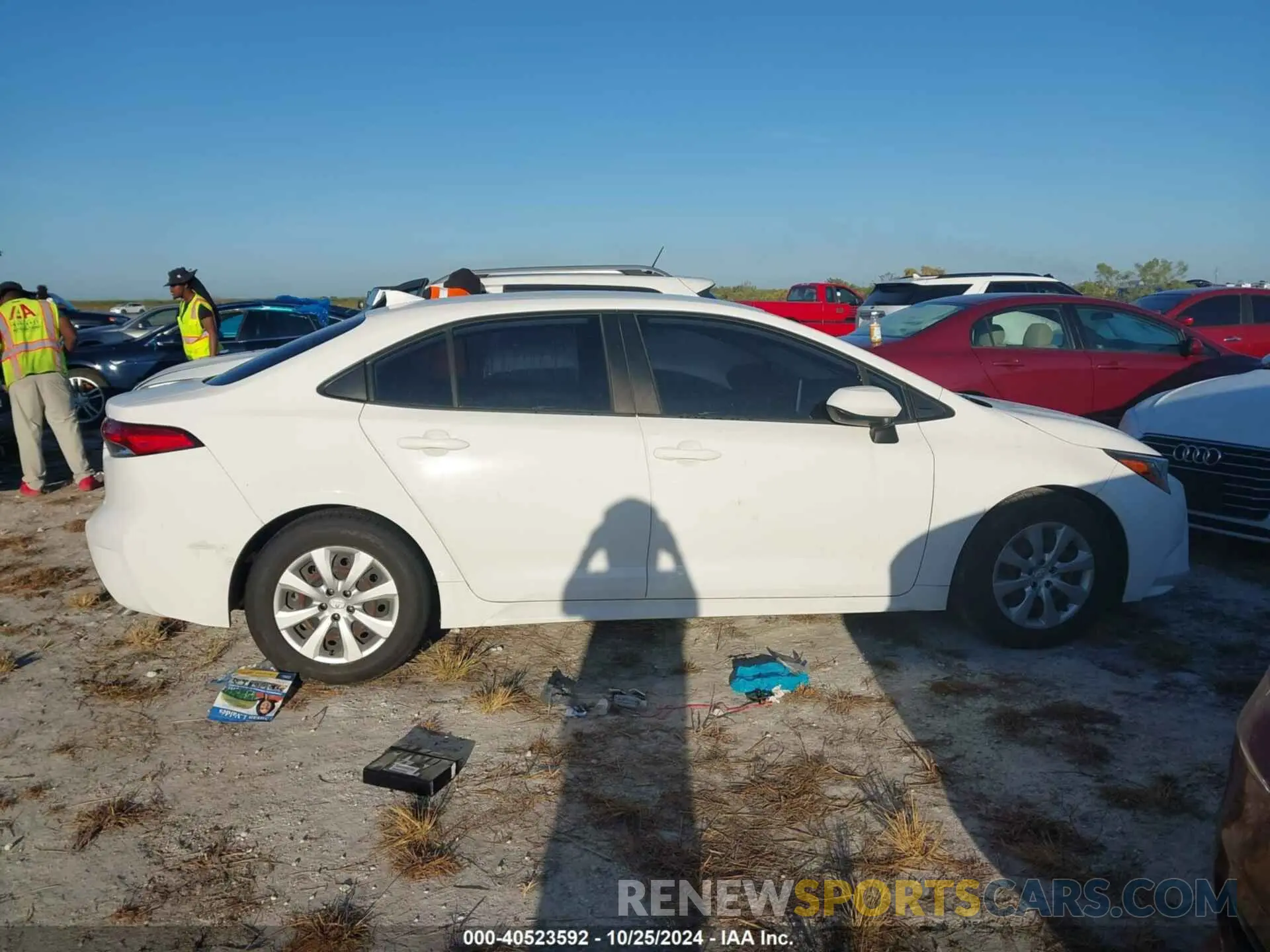 13 fotografías del automóvil dañado JTDEPRAE6LJ100215 TOYOTA COROLLA 2020