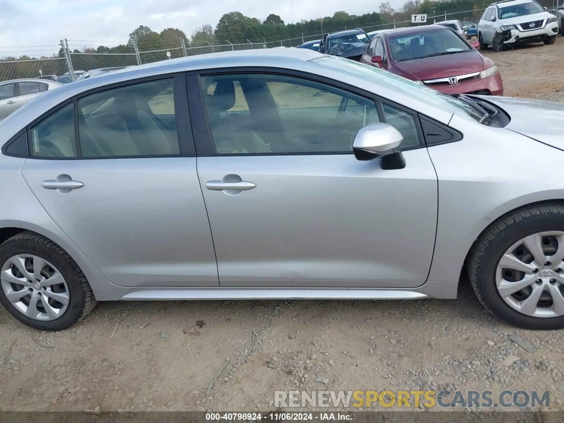 13 fotografías del automóvil dañado JTDEPRAE7LJ010538 TOYOTA COROLLA 2020