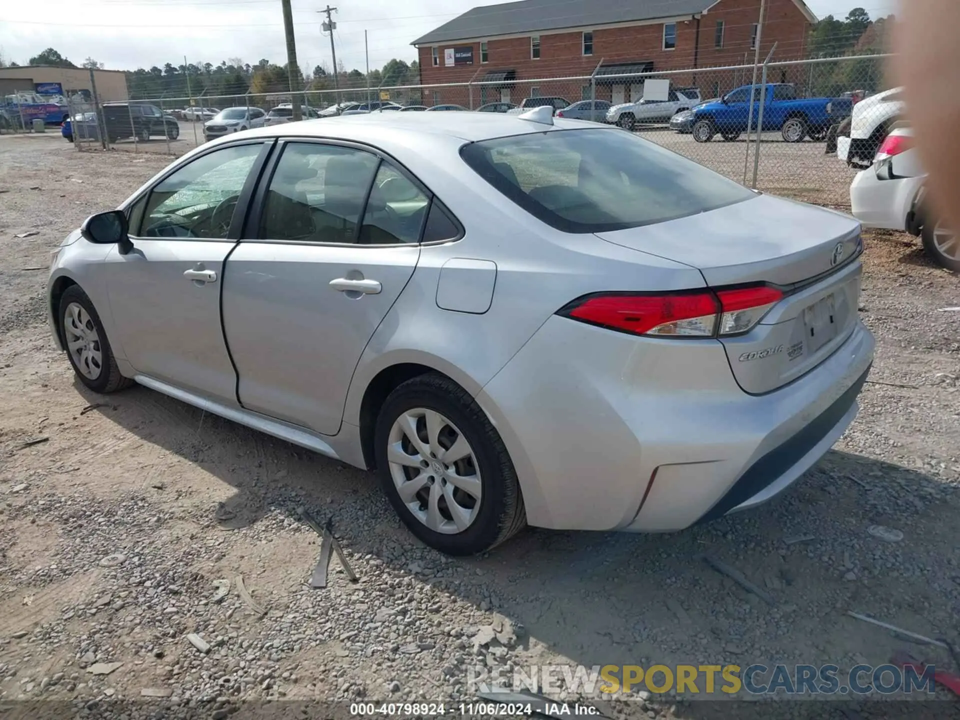 3 fotografías del automóvil dañado JTDEPRAE7LJ010538 TOYOTA COROLLA 2020