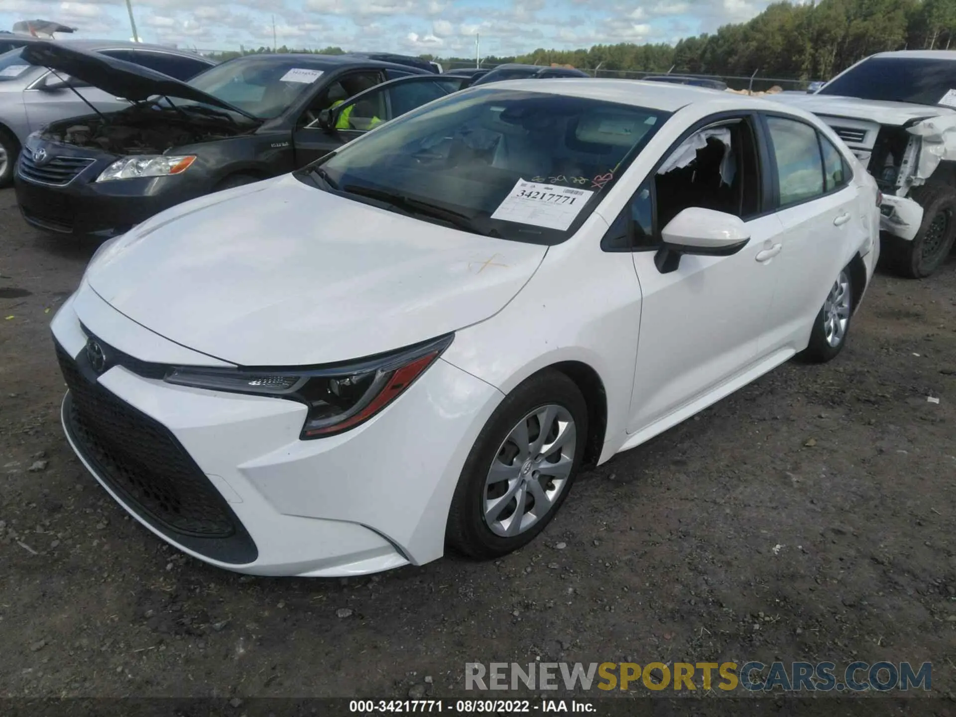 2 fotografías del automóvil dañado JTDEPRAE7LJ020213 TOYOTA COROLLA 2020