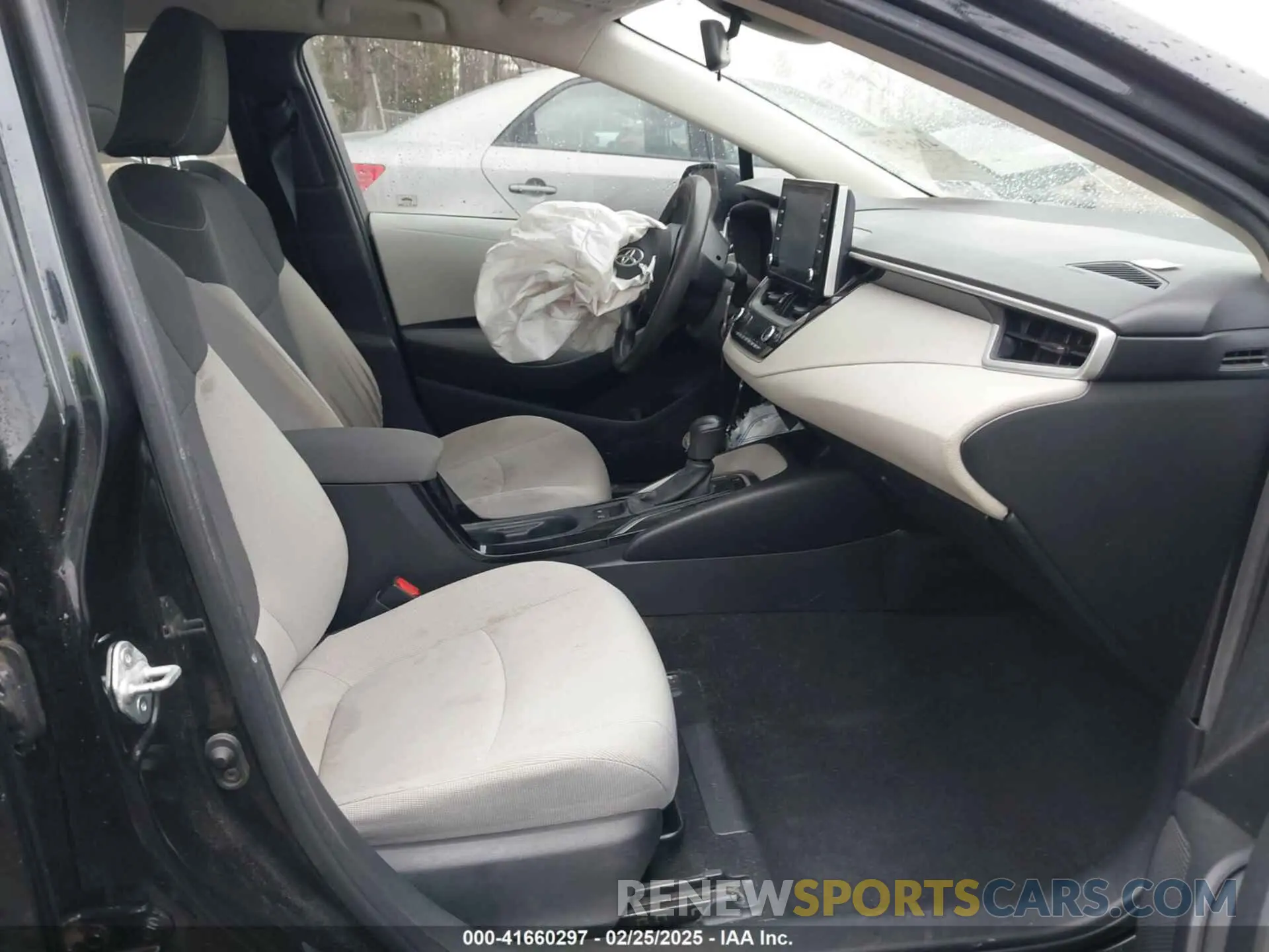 5 fotografías del automóvil dañado JTDEPRAE7LJ037271 TOYOTA COROLLA 2020