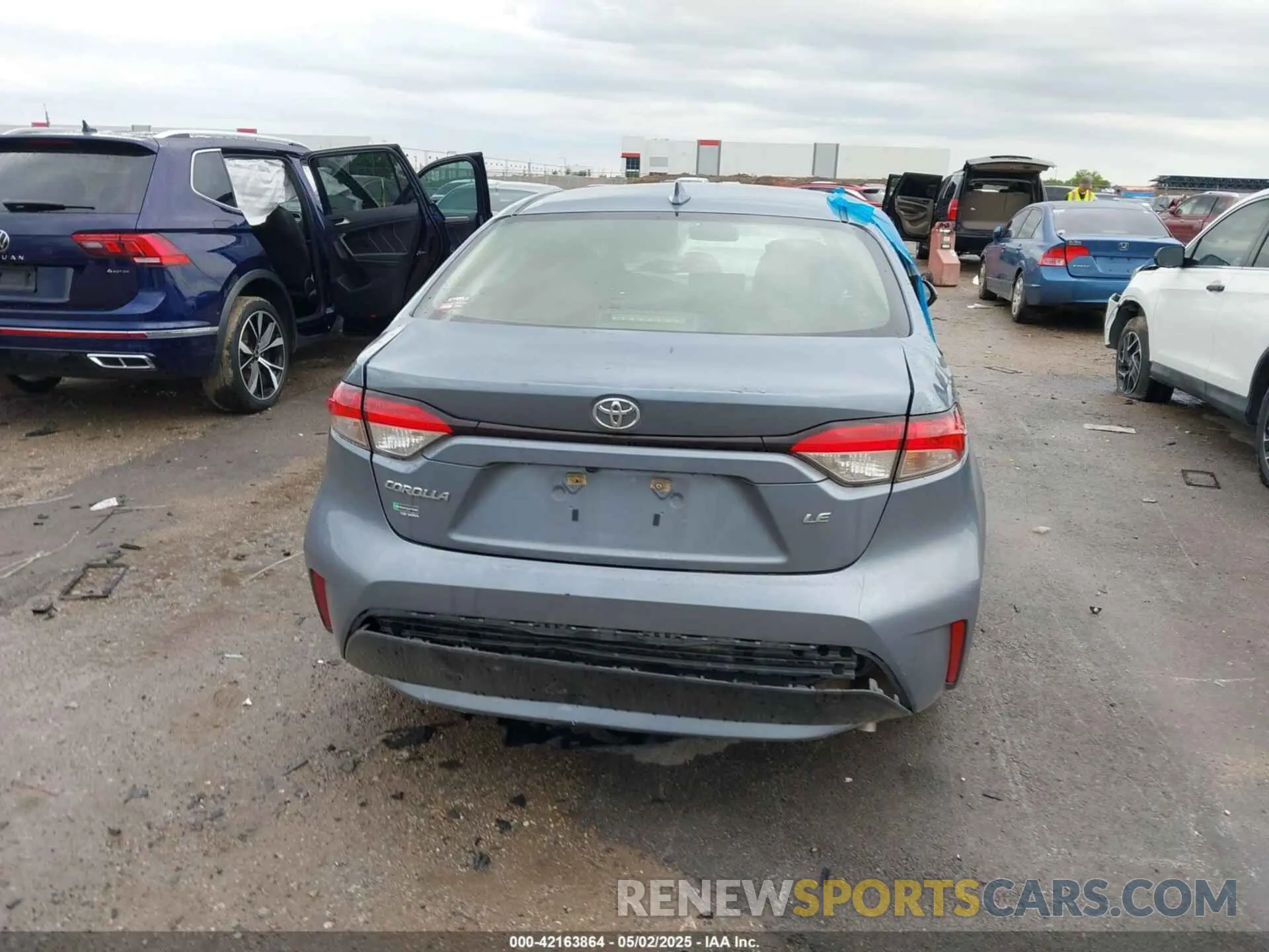 16 fotografías del automóvil dañado JTDEPRAE7LJ038663 TOYOTA COROLLA 2020