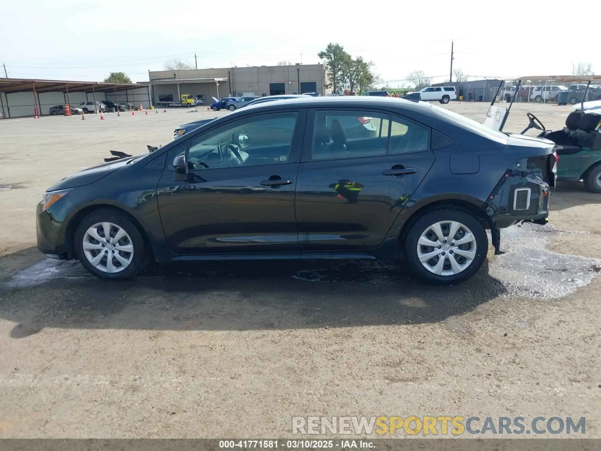 15 fotografías del automóvil dañado JTDEPRAE7LJ042552 TOYOTA COROLLA 2020