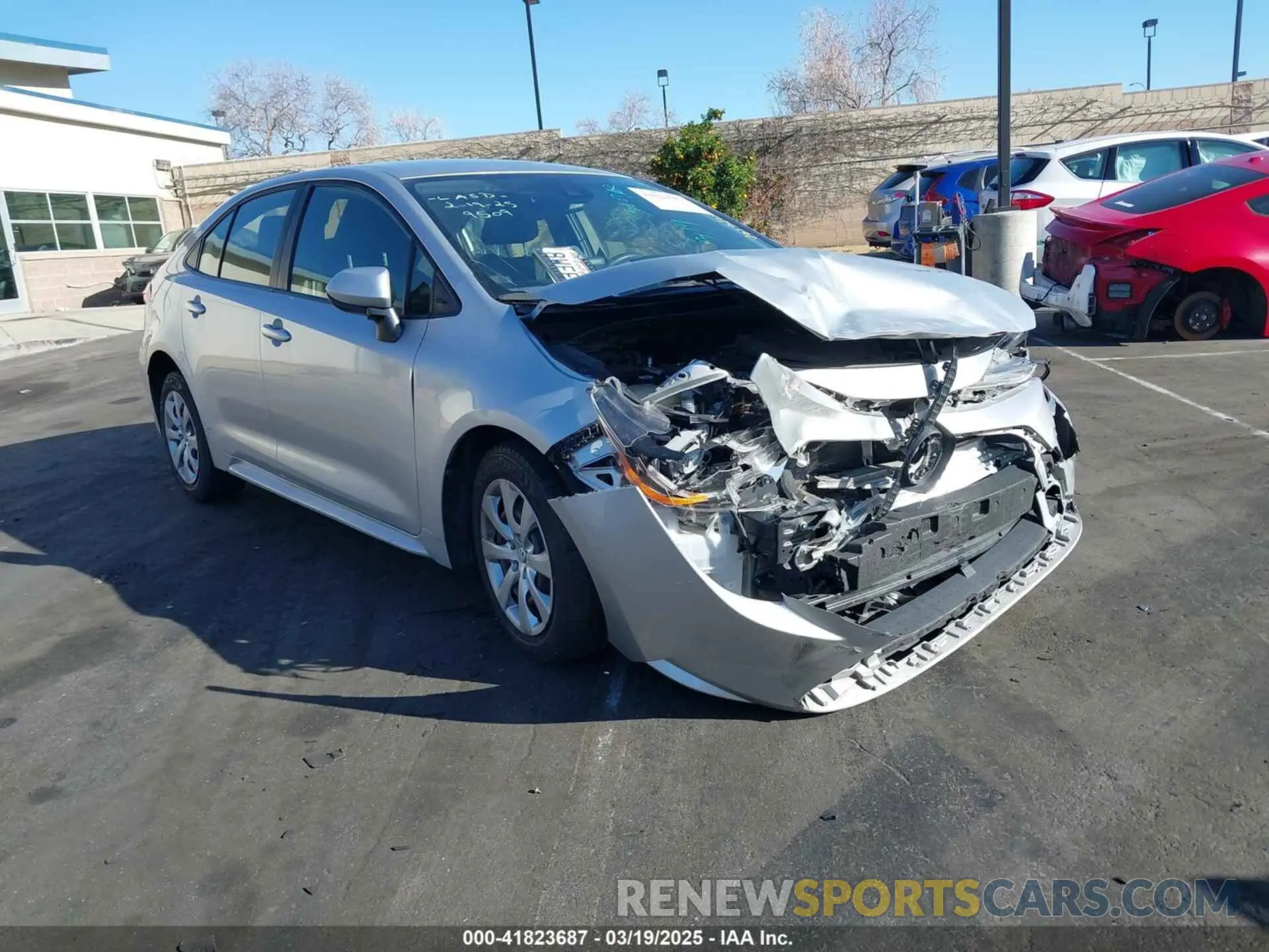 1 fotografías del automóvil dañado JTDEPRAE7LJ042812 TOYOTA COROLLA 2020