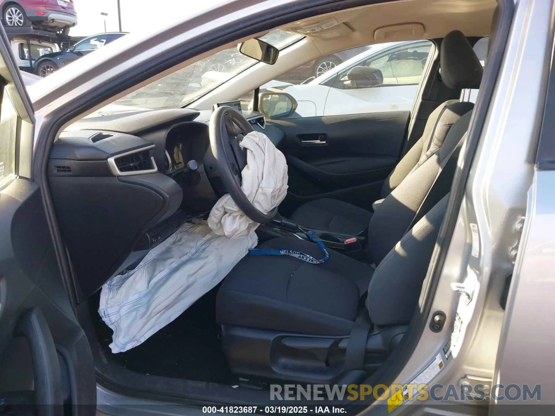 5 fotografías del automóvil dañado JTDEPRAE7LJ042812 TOYOTA COROLLA 2020