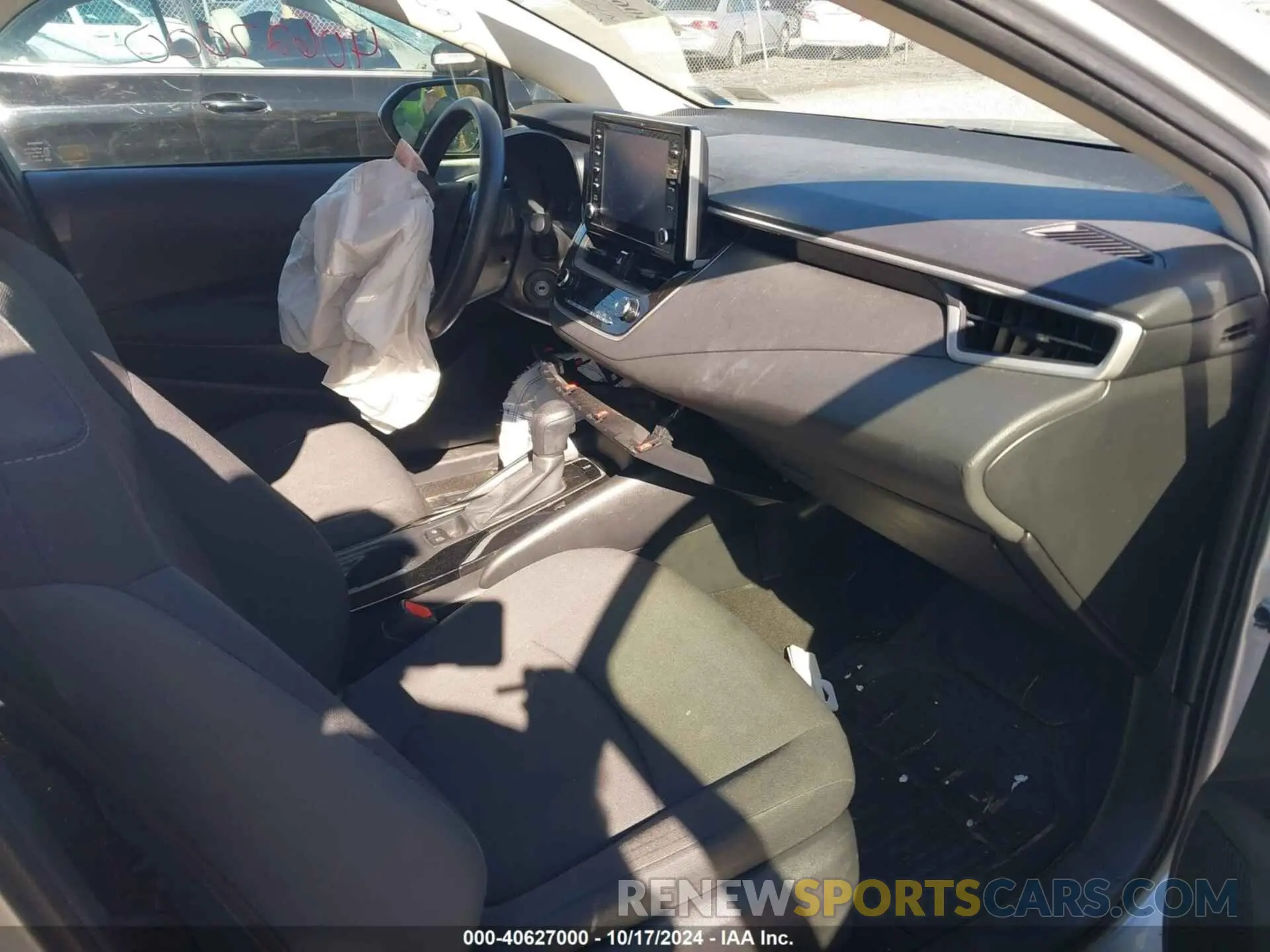 5 fotografías del automóvil dañado JTDEPRAE7LJ043345 TOYOTA COROLLA 2020