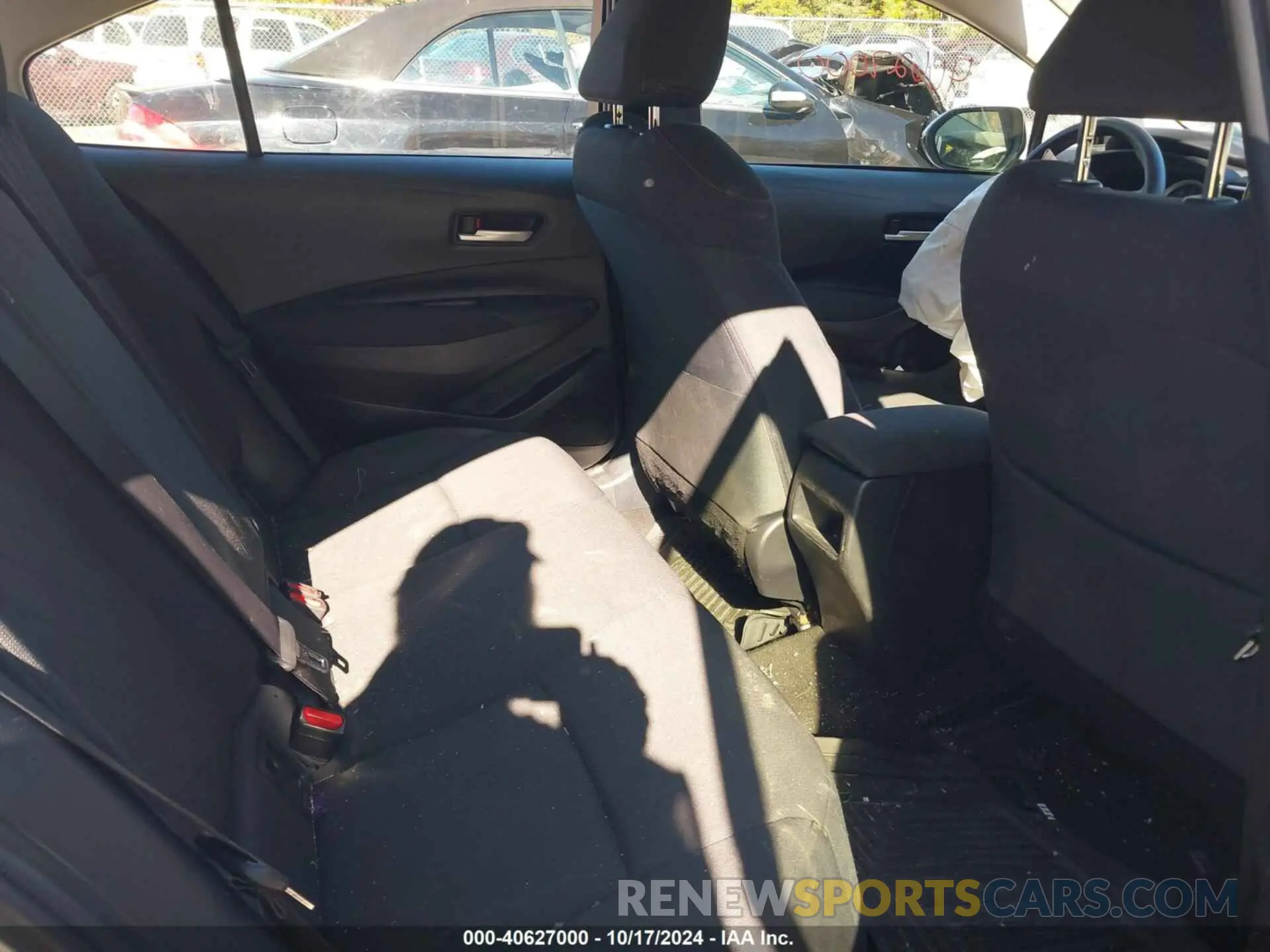 8 fotografías del automóvil dañado JTDEPRAE7LJ043345 TOYOTA COROLLA 2020