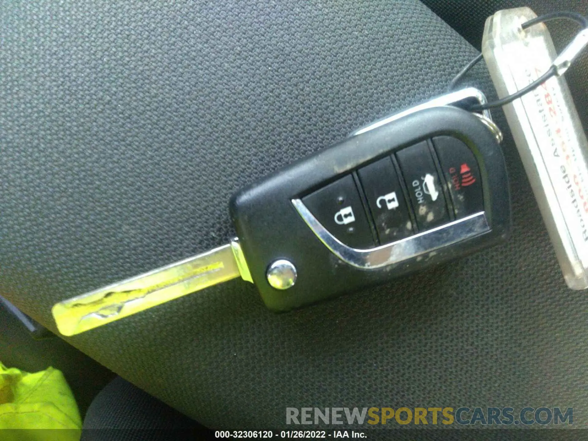 11 fotografías del automóvil dañado JTDEPRAE7LJ045077 TOYOTA COROLLA 2020