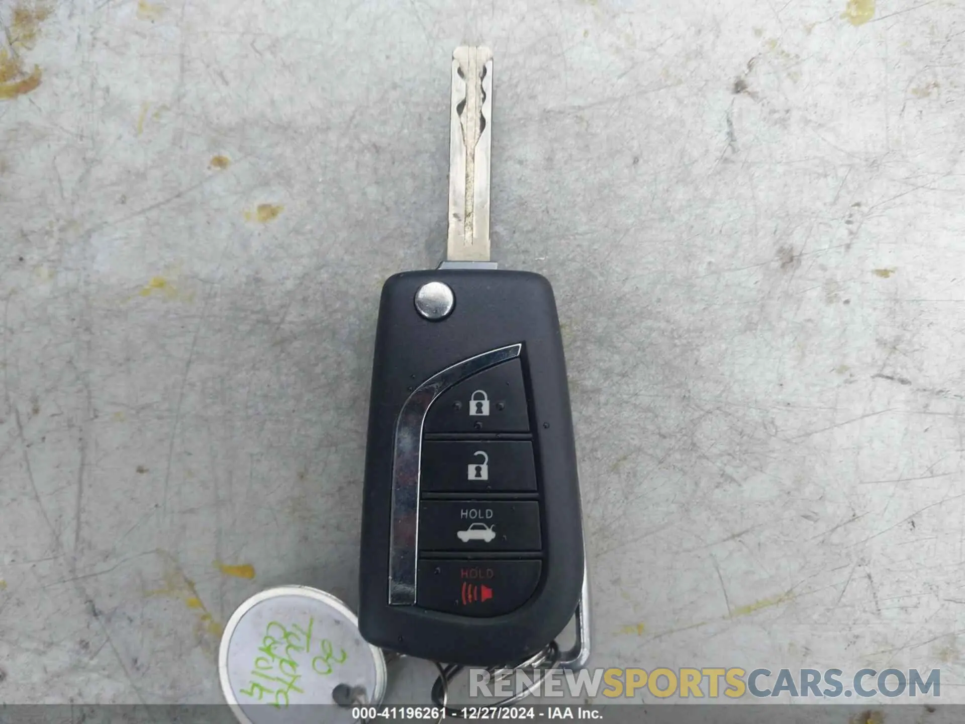 11 fotografías del automóvil dañado JTDEPRAE7LJ046665 TOYOTA COROLLA 2020