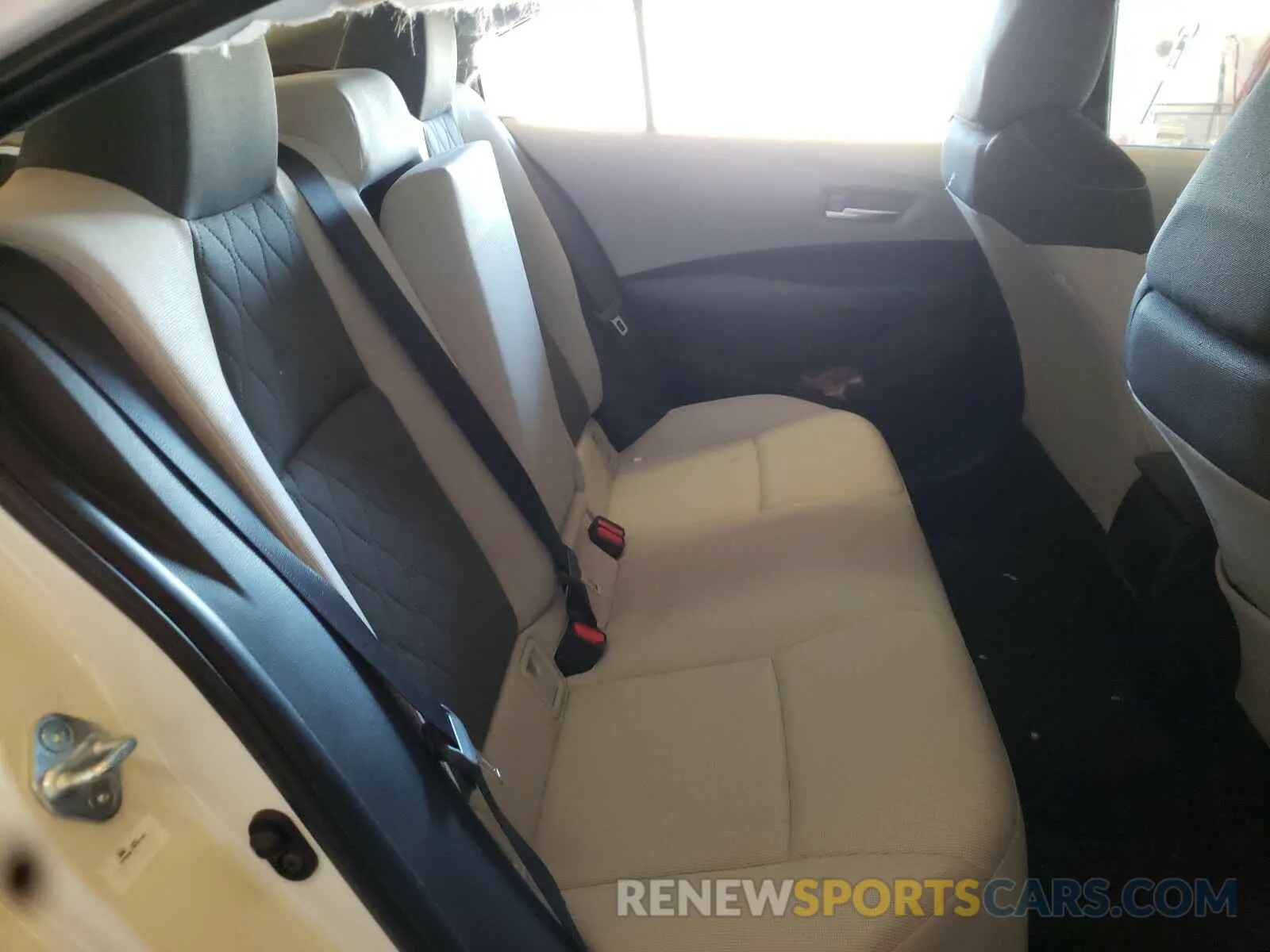 6 fotografías del automóvil dañado JTDEPRAE7LJ049243 TOYOTA COROLLA 2020