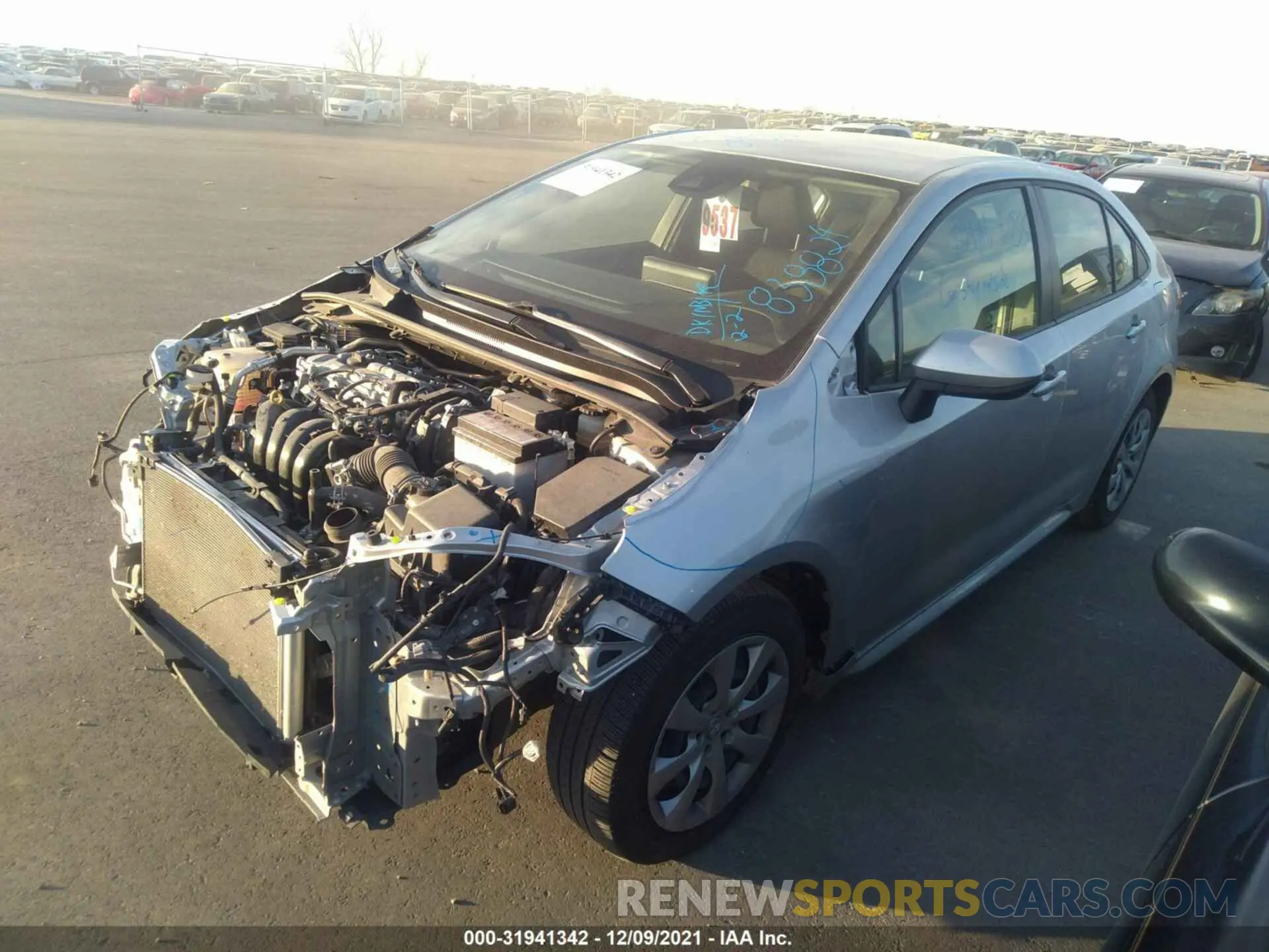 2 fotografías del automóvil dañado JTDEPRAE7LJ053048 TOYOTA COROLLA 2020