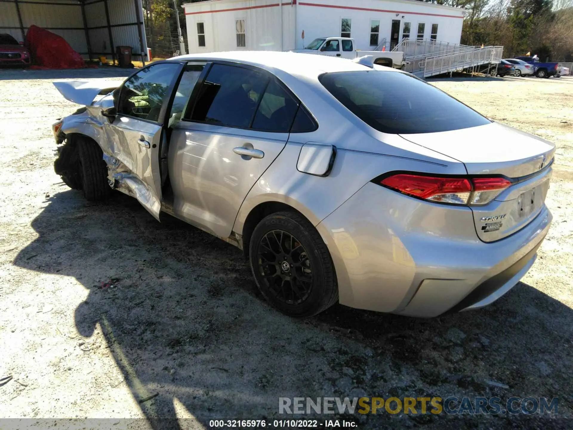 3 fotografías del automóvil dañado JTDEPRAE7LJ065152 TOYOTA COROLLA 2020