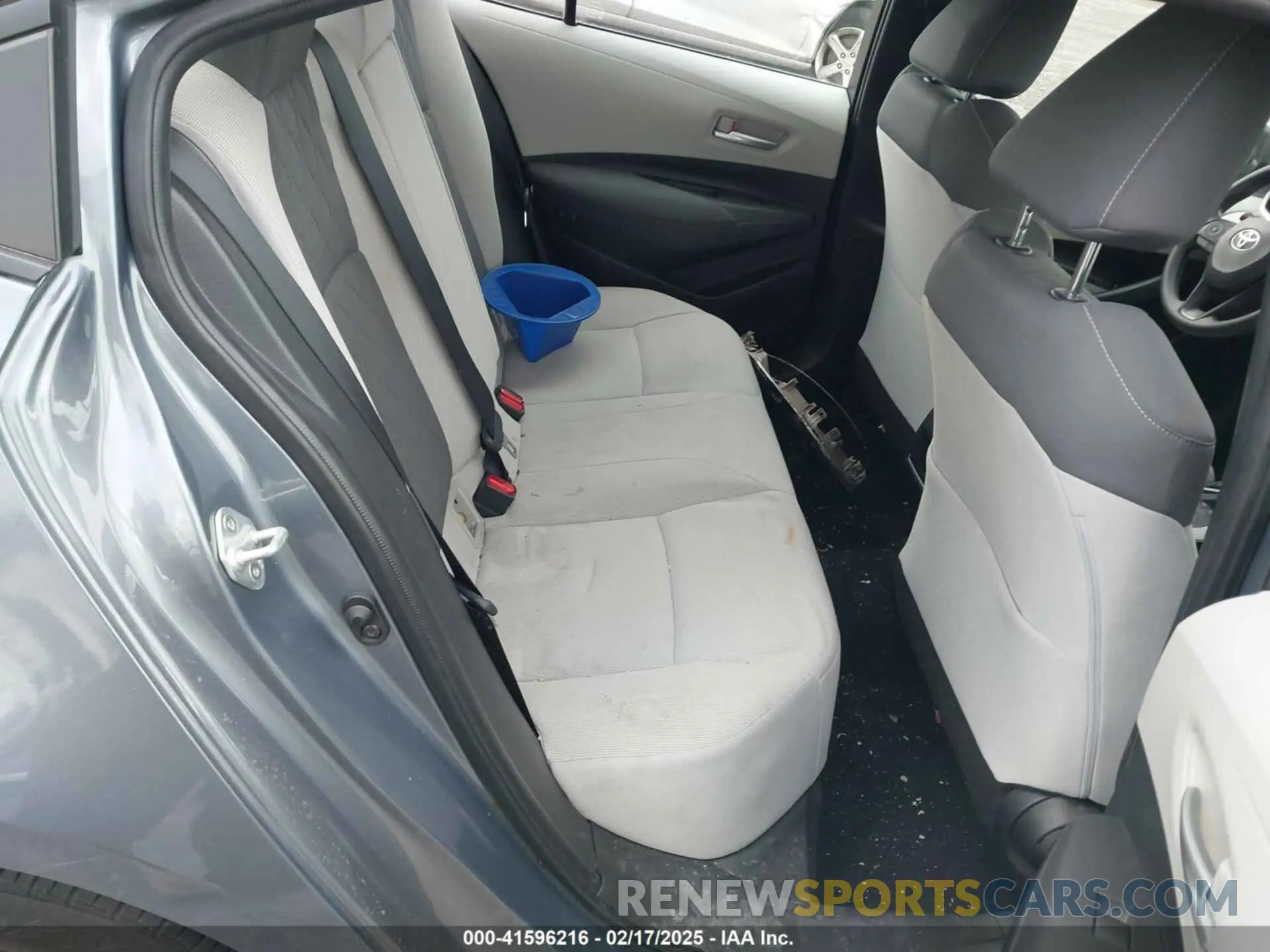 8 fotografías del automóvil dañado JTDEPRAE7LJ075924 TOYOTA COROLLA 2020