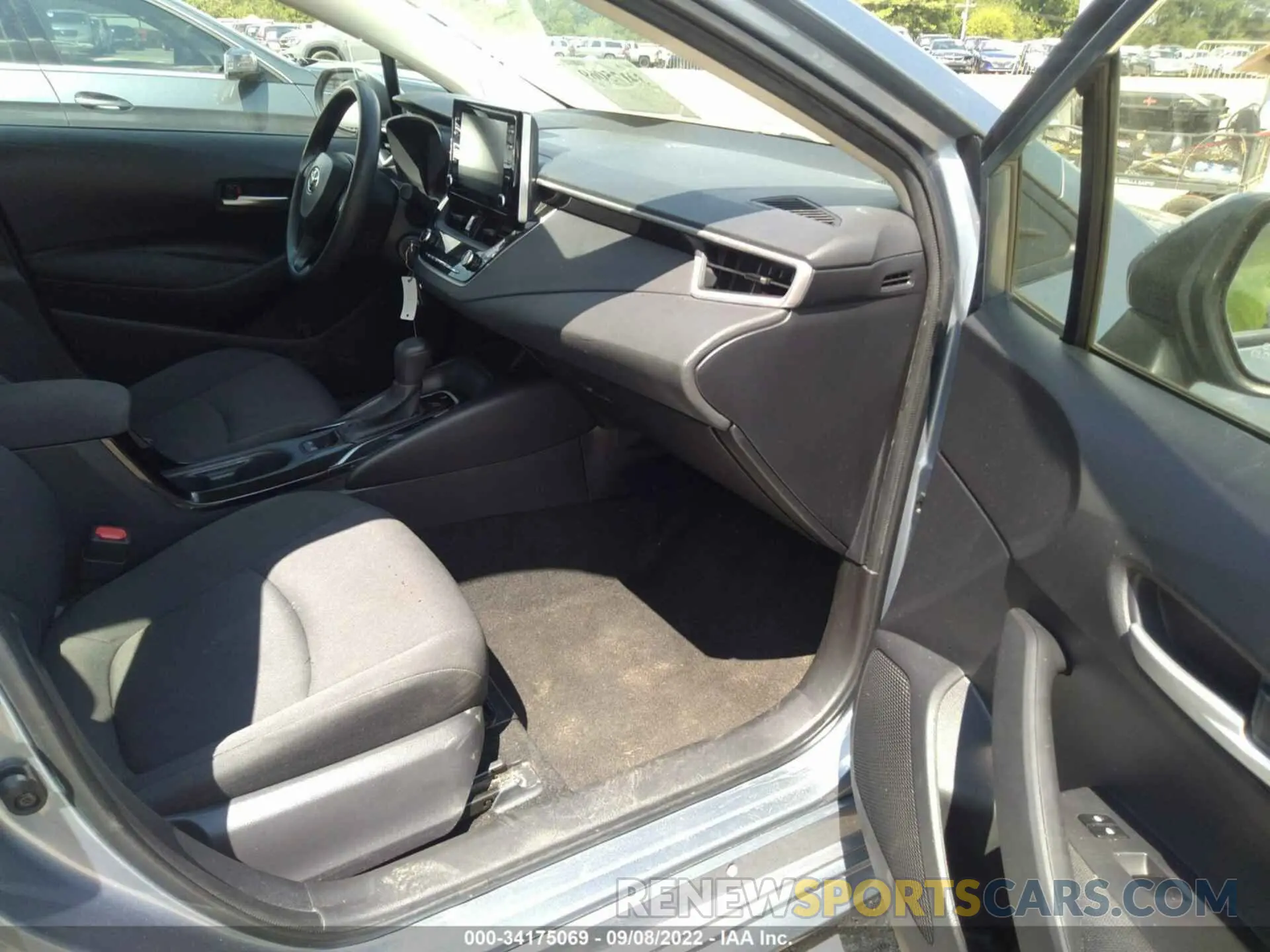 5 fotografías del automóvil dañado JTDEPRAE7LJ086244 TOYOTA COROLLA 2020