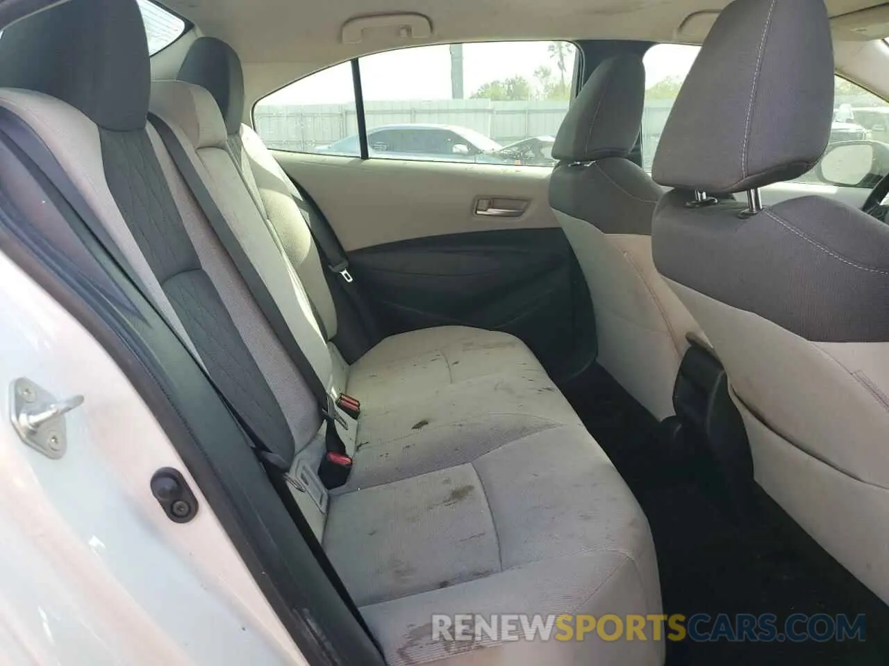 10 fotografías del automóvil dañado JTDEPRAE7LJ087202 TOYOTA COROLLA 2020