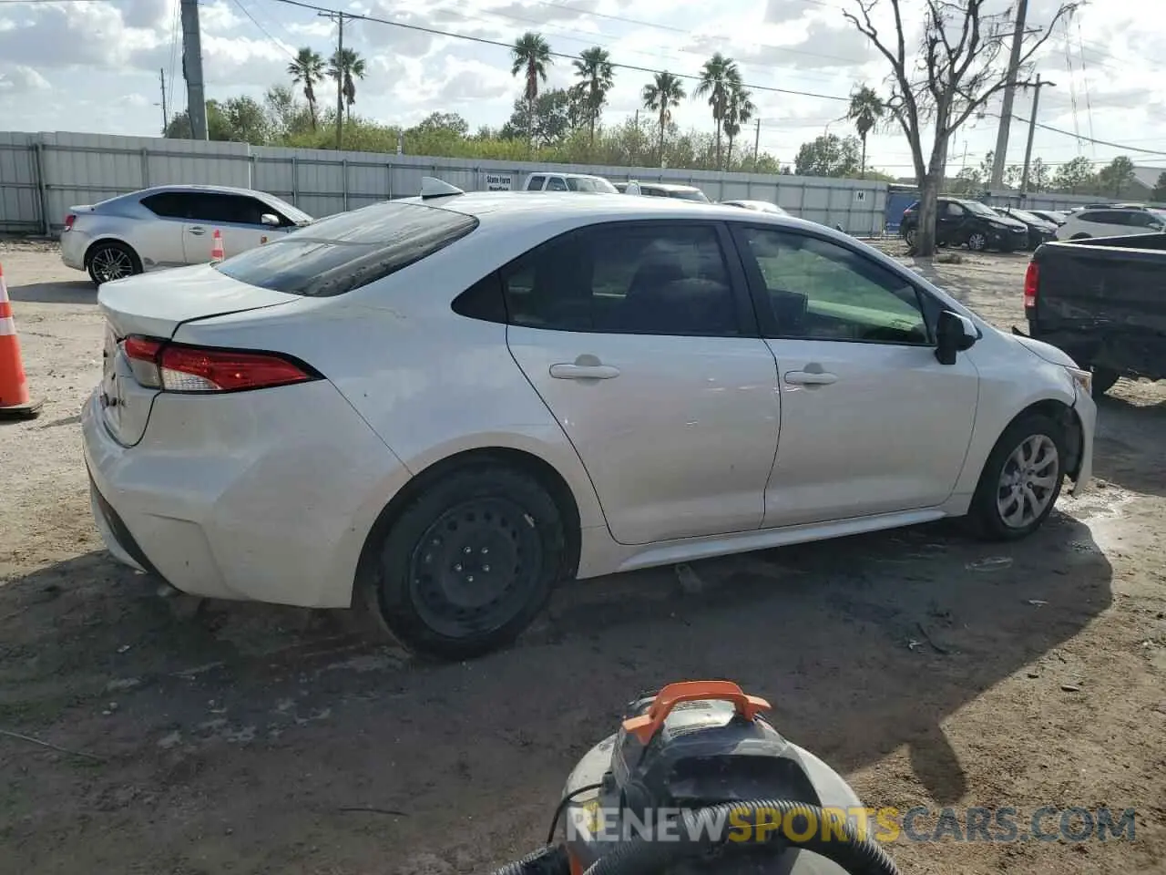 3 fotografías del automóvil dañado JTDEPRAE7LJ087202 TOYOTA COROLLA 2020