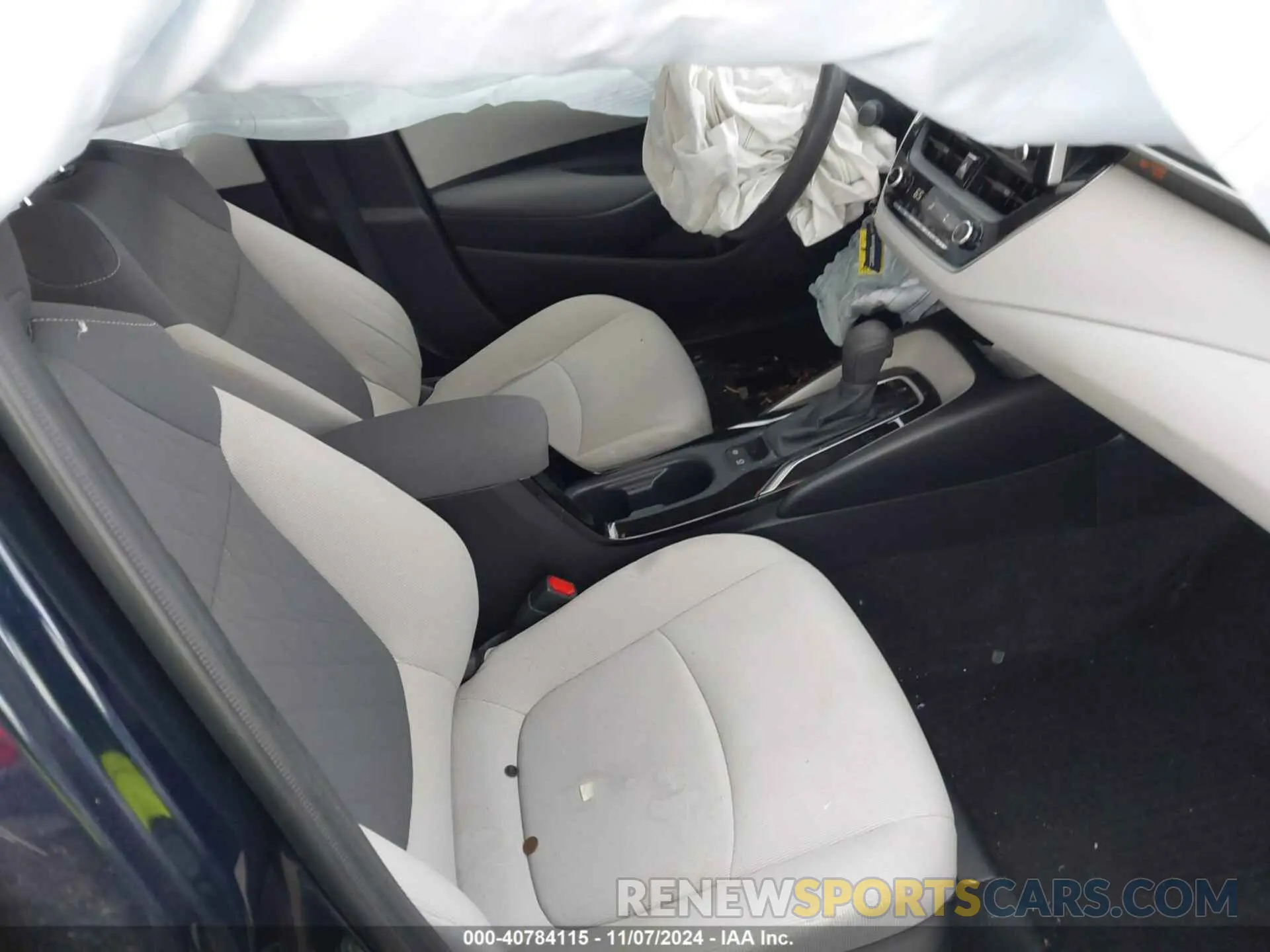 5 fotografías del automóvil dañado JTDEPRAE7LJ091038 TOYOTA COROLLA 2020
