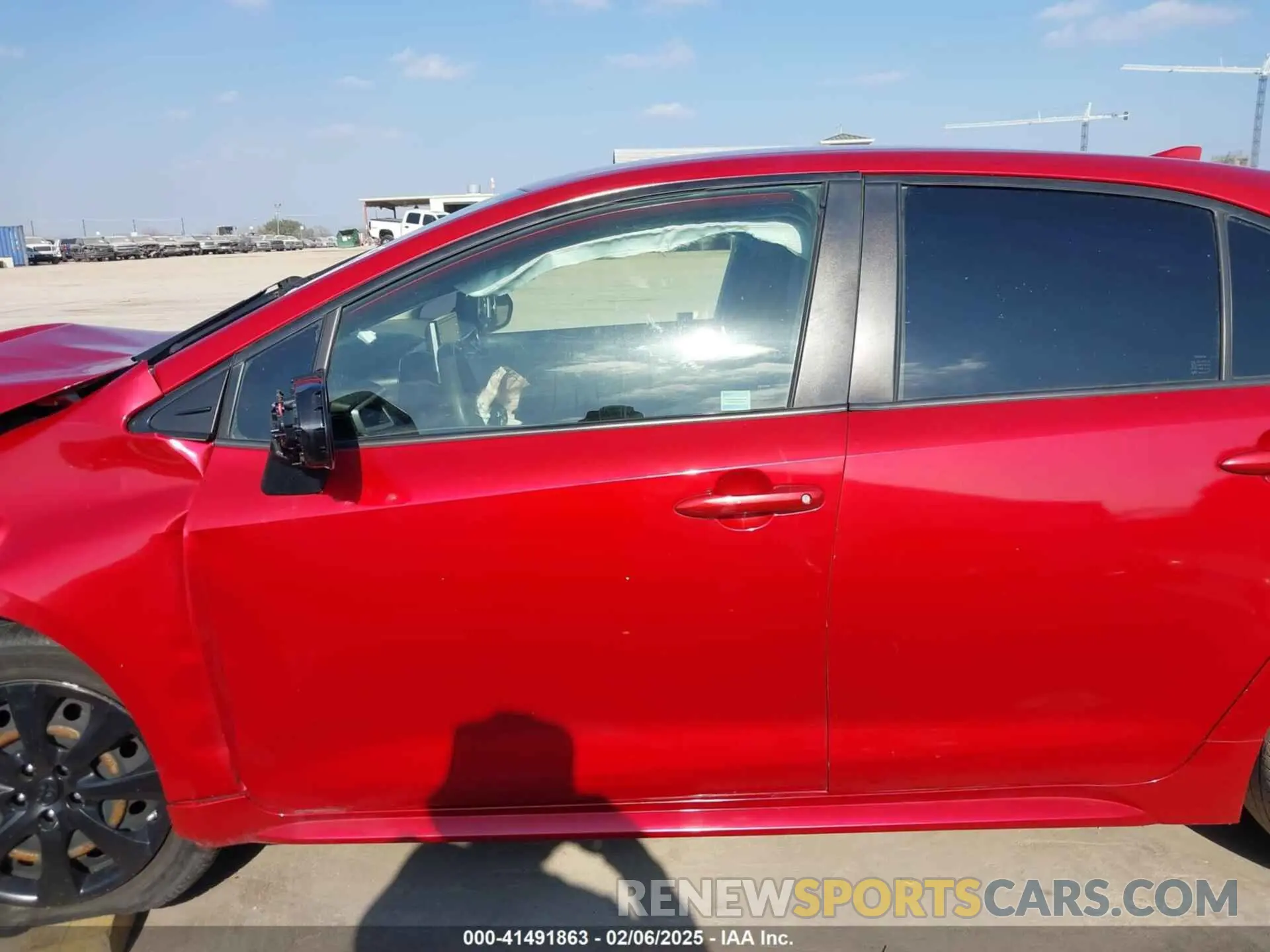 15 fotografías del automóvil dañado JTDEPRAE7LJ094540 TOYOTA COROLLA 2020