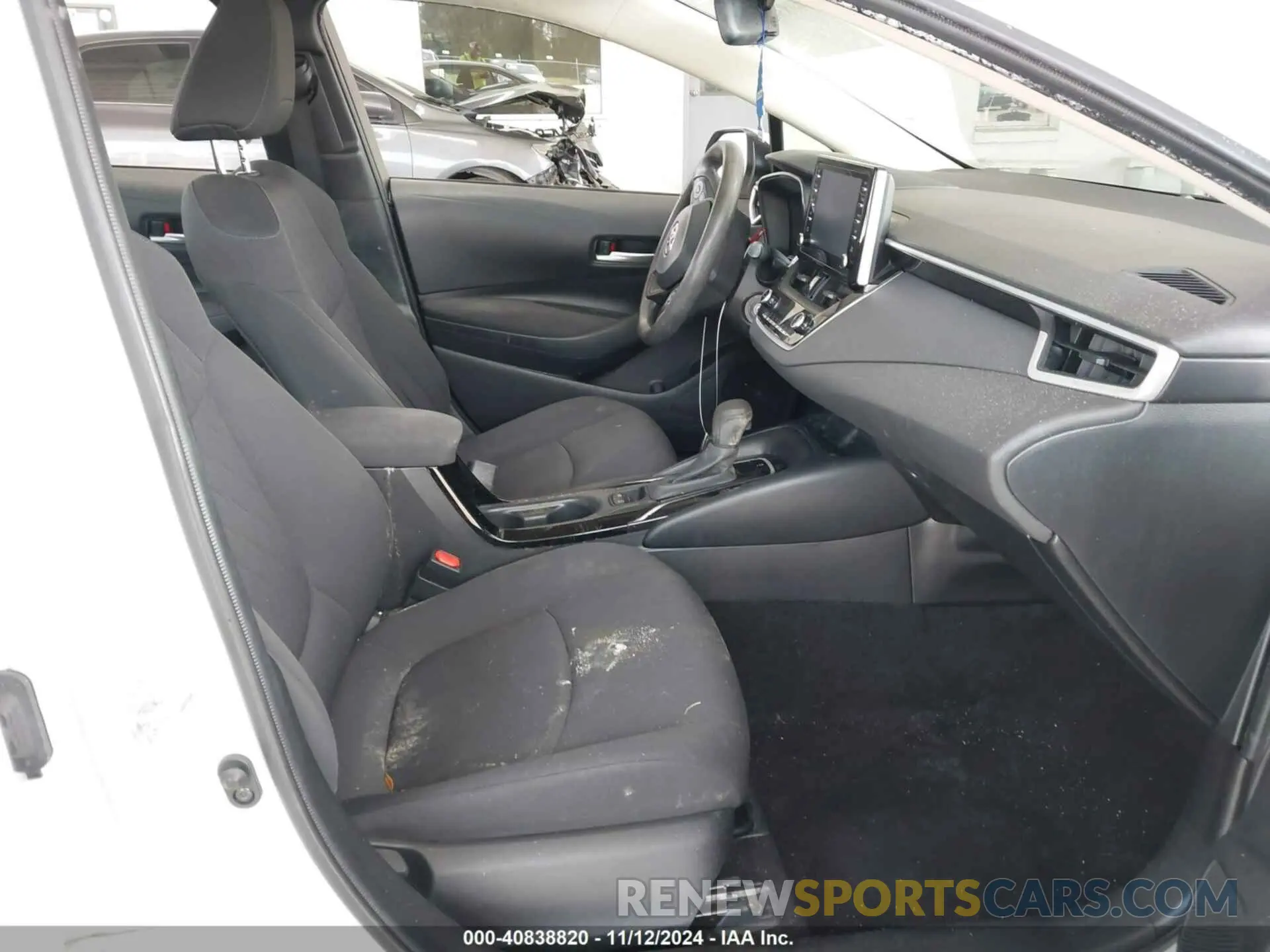 5 fotografías del automóvil dañado JTDEPRAE7LJ102040 TOYOTA COROLLA 2020