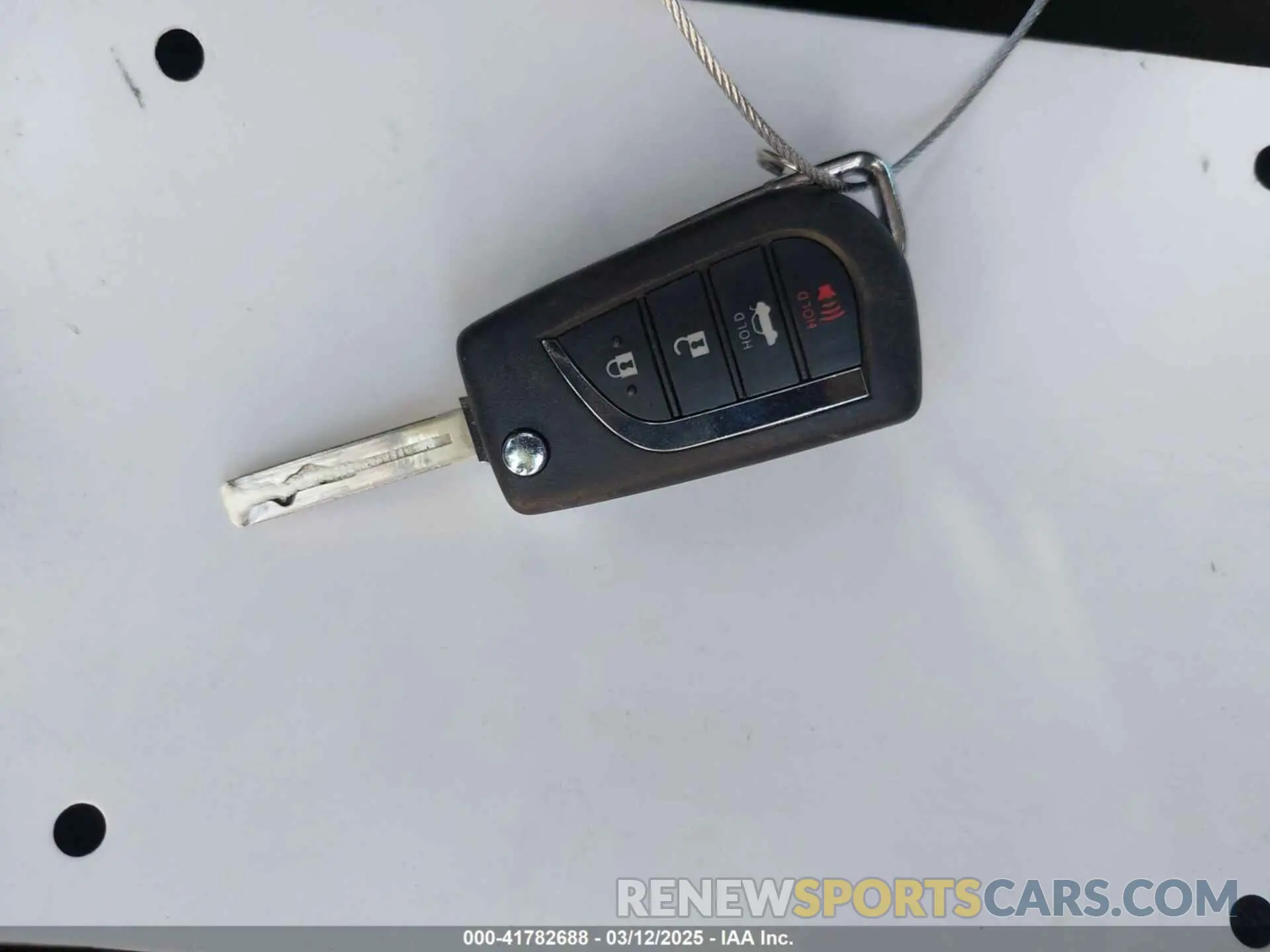11 fotografías del automóvil dañado JTDEPRAE7LJ106671 TOYOTA COROLLA 2020