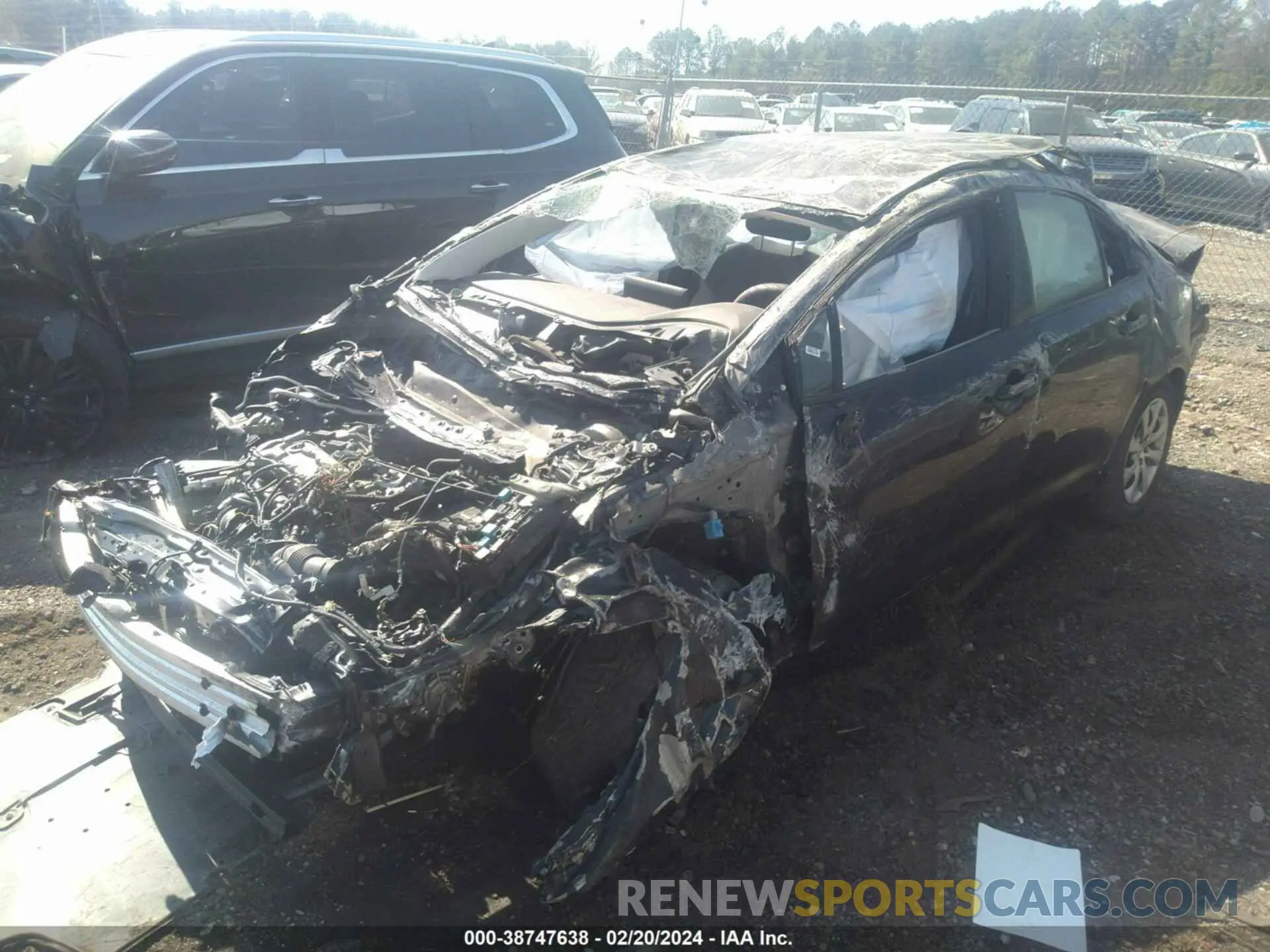 17 fotografías del automóvil dañado JTDEPRAE7LJ113846 TOYOTA COROLLA 2020