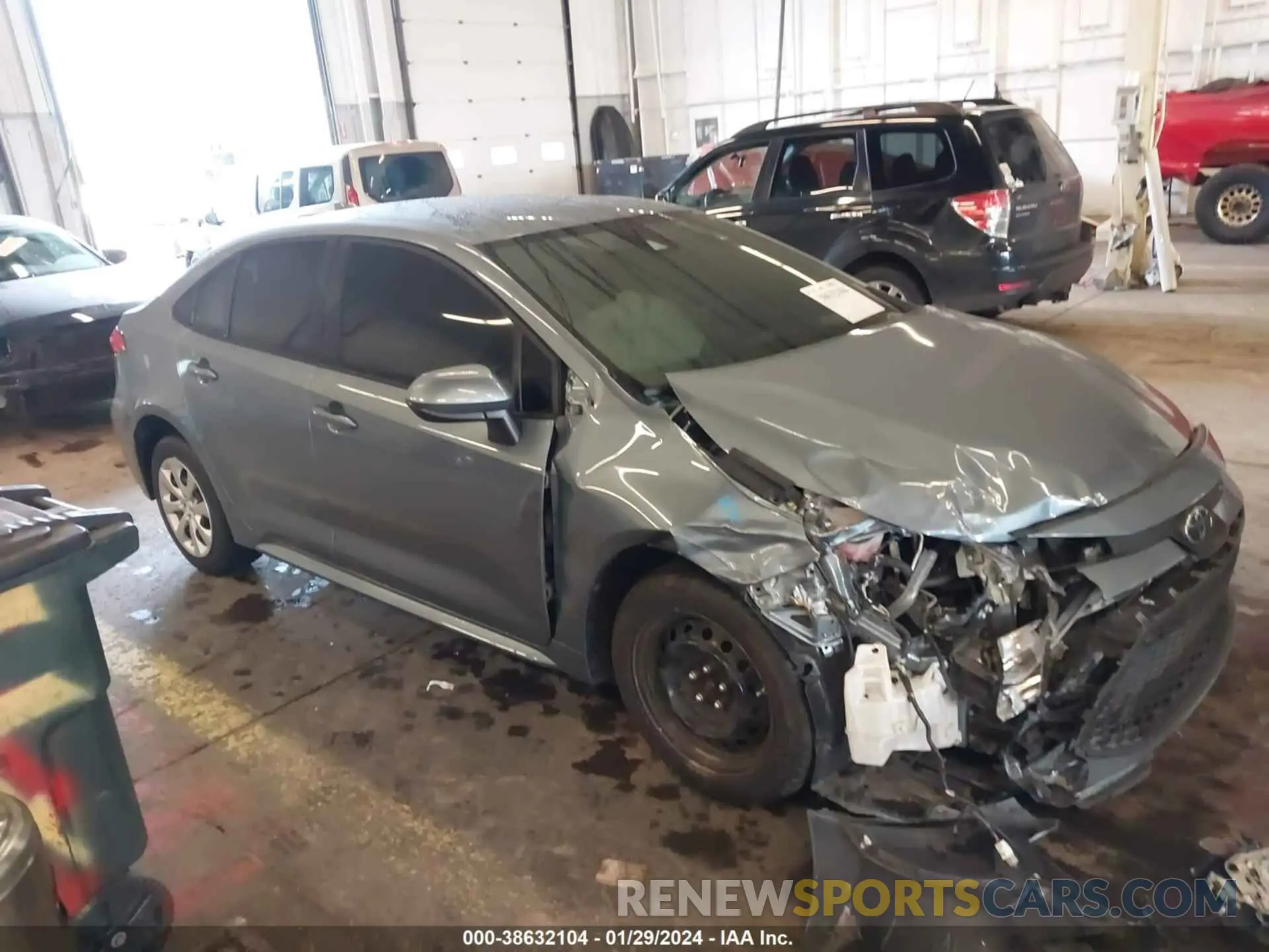 13 fotografías del automóvil dañado JTDEPRAE7LJ114270 TOYOTA COROLLA 2020