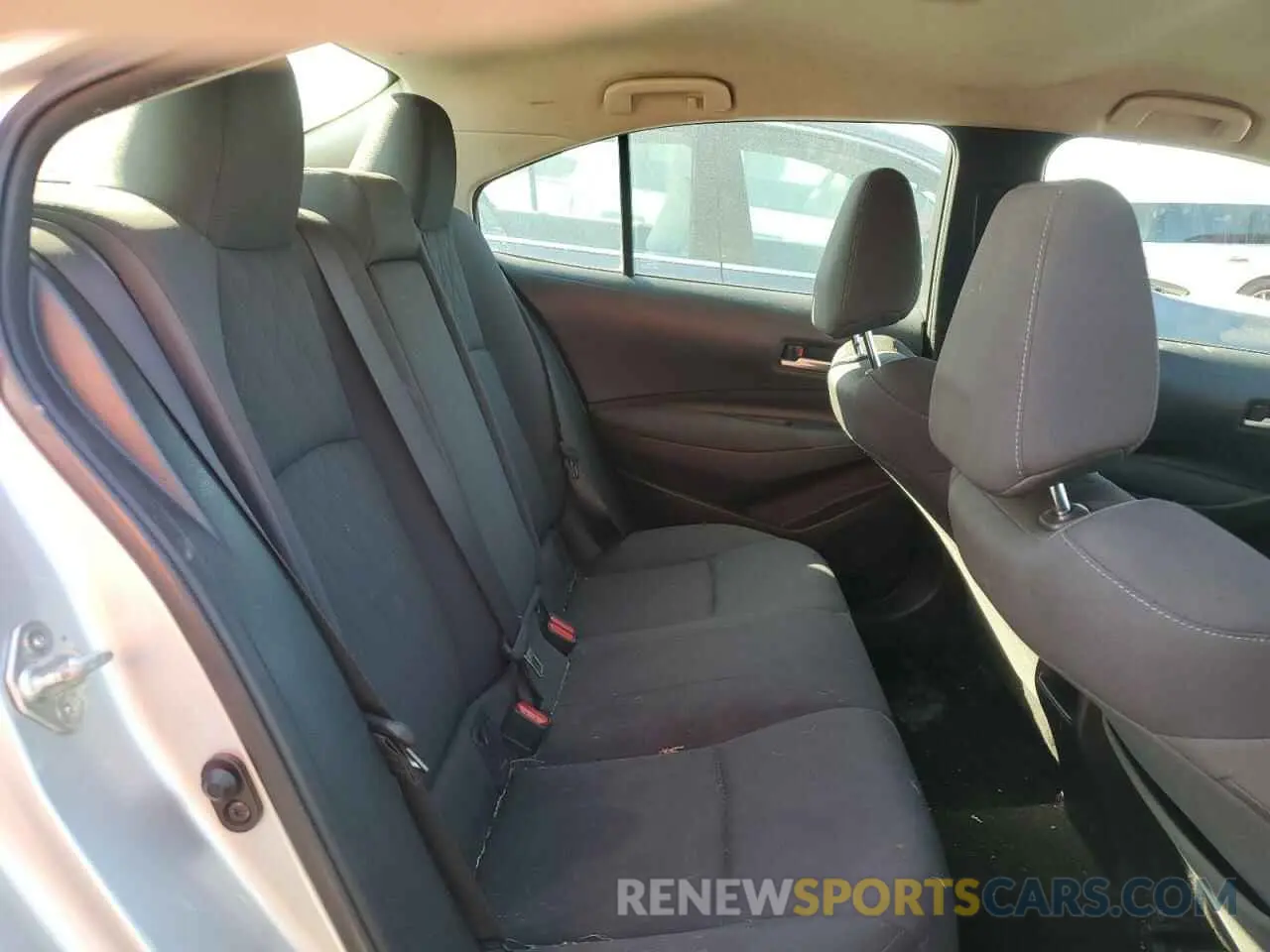 10 fotografías del automóvil dañado JTDEPRAE8LJ018518 TOYOTA COROLLA 2020