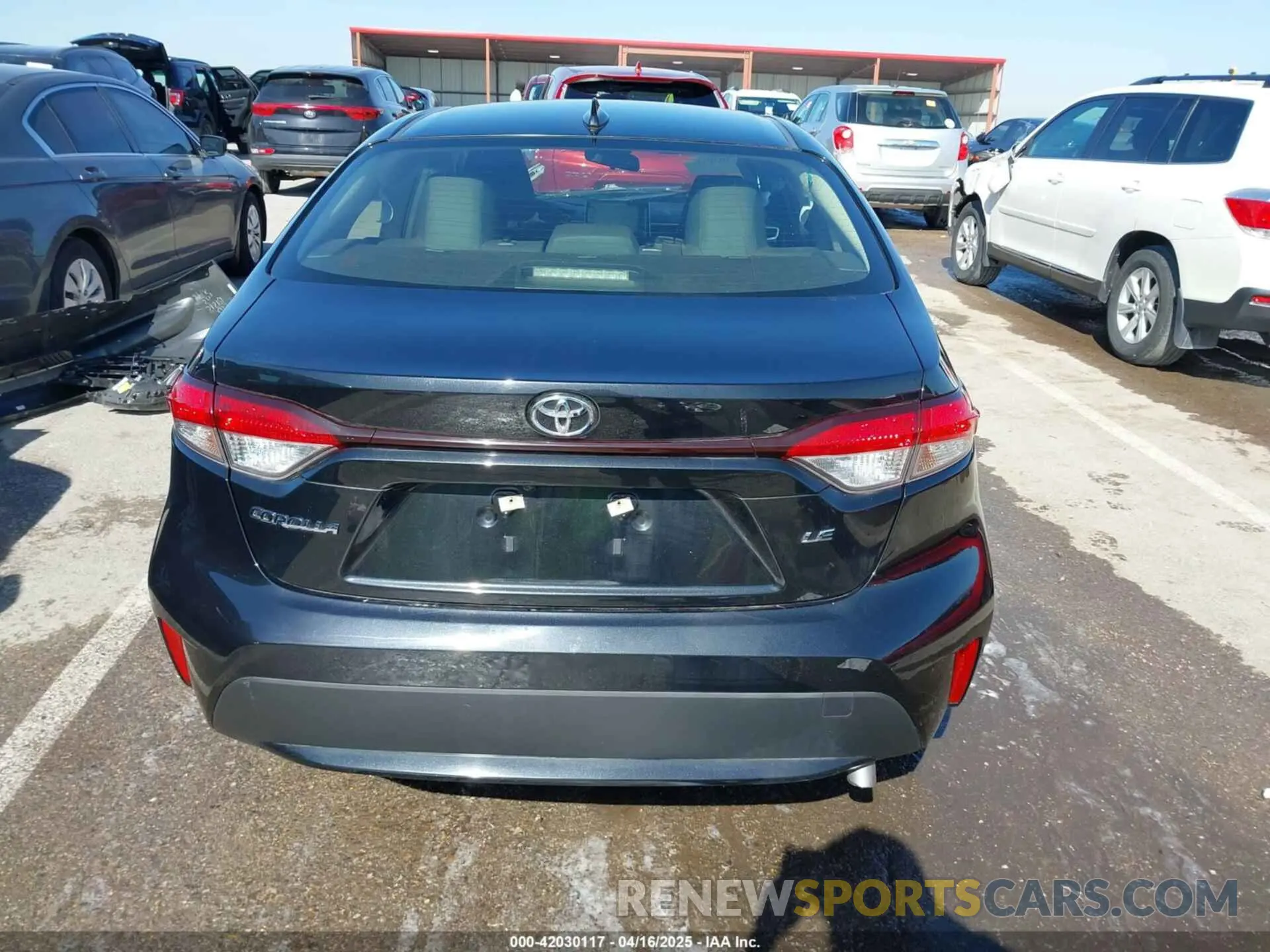 17 fotografías del automóvil dañado JTDEPRAE8LJ019023 TOYOTA COROLLA 2020