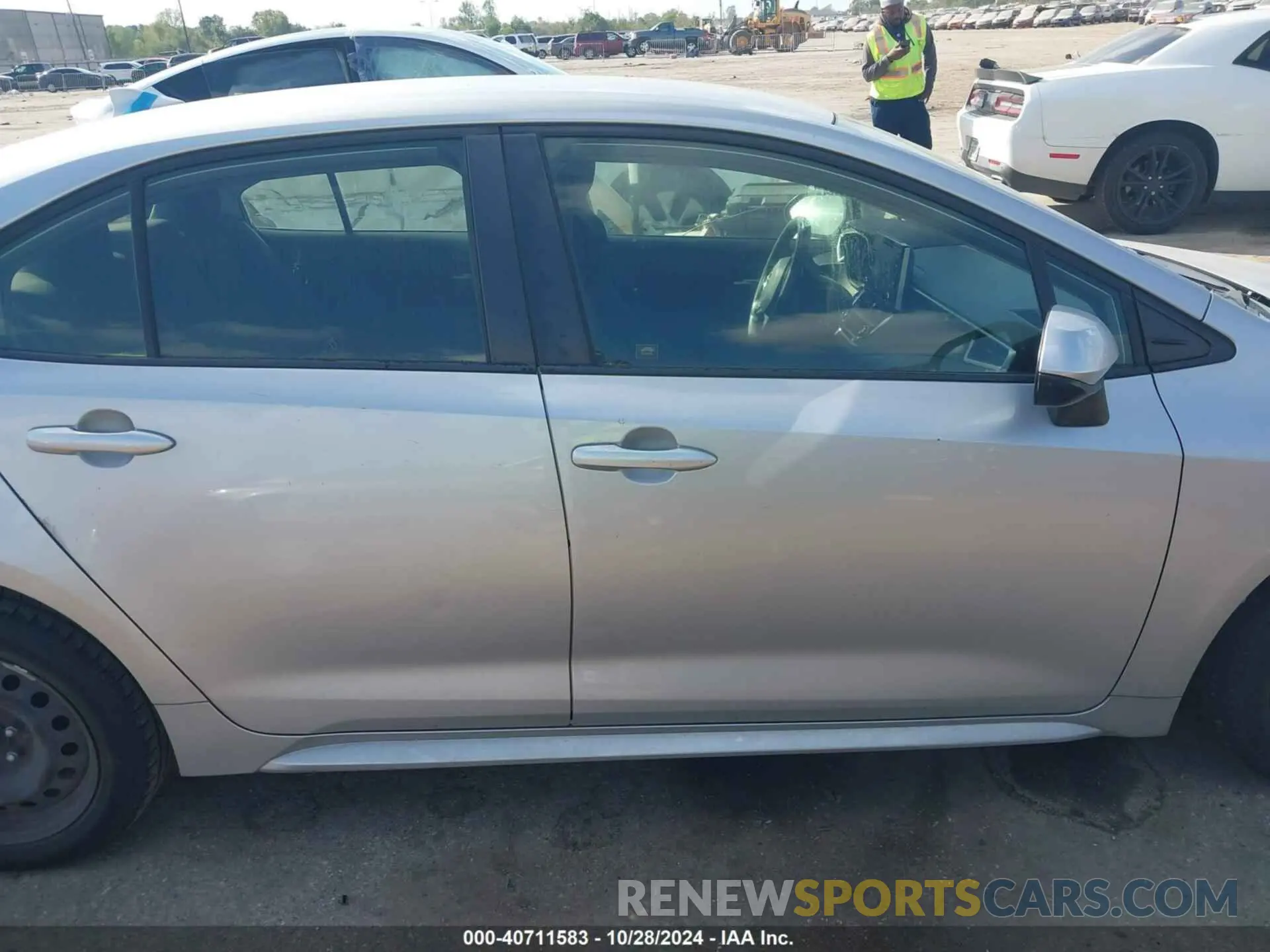 13 fotografías del automóvil dañado JTDEPRAE8LJ029809 TOYOTA COROLLA 2020