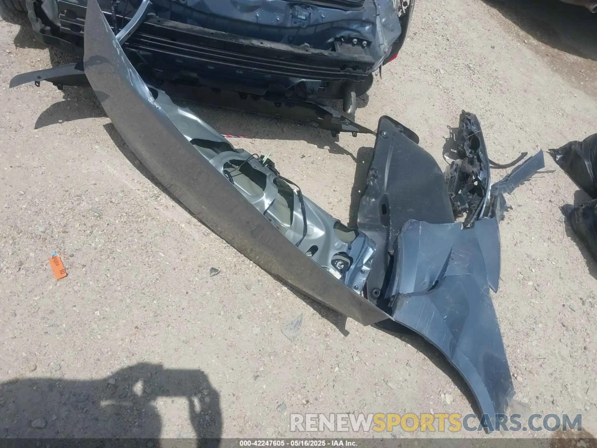 12 fotografías del automóvil dañado JTDEPRAE8LJ032161 TOYOTA COROLLA 2020