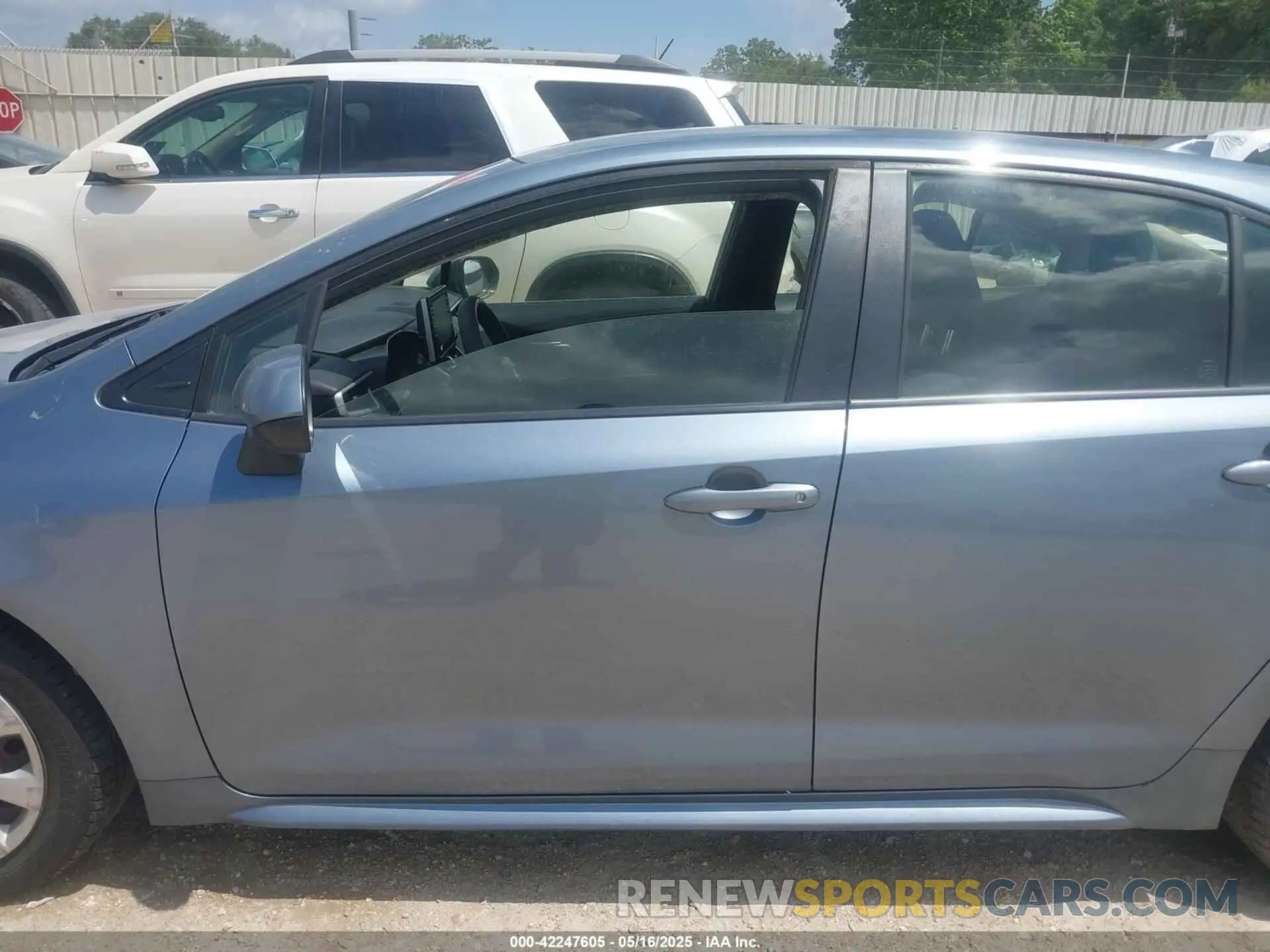 15 fotografías del automóvil dañado JTDEPRAE8LJ032161 TOYOTA COROLLA 2020