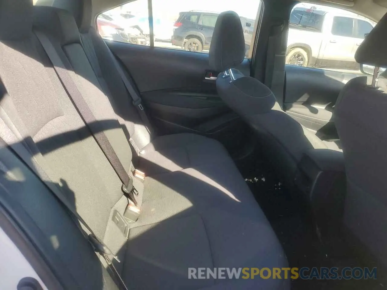 10 fotografías del automóvil dañado JTDEPRAE8LJ034864 TOYOTA COROLLA 2020