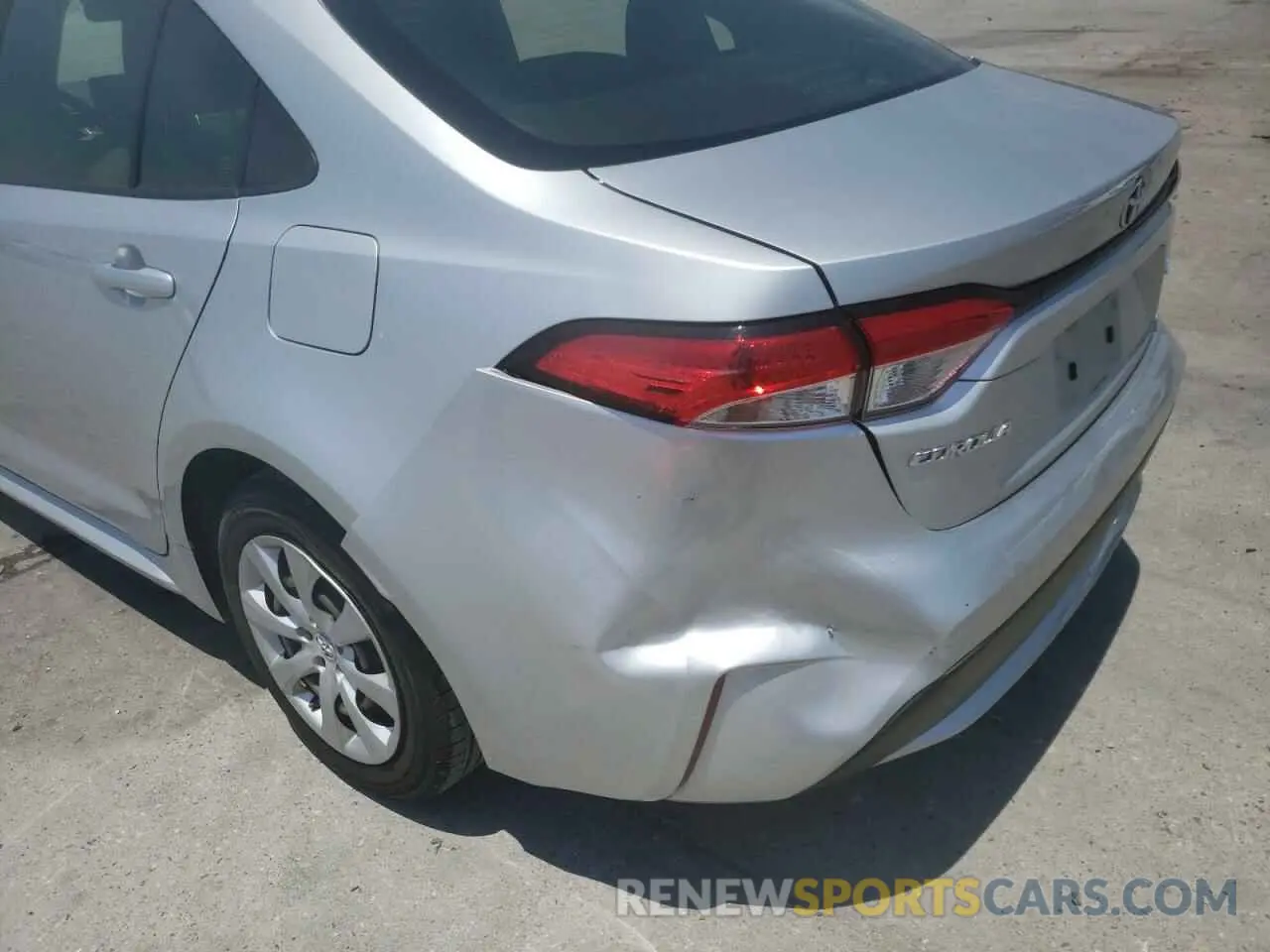 9 fotografías del automóvil dañado JTDEPRAE8LJ040518 TOYOTA COROLLA 2020