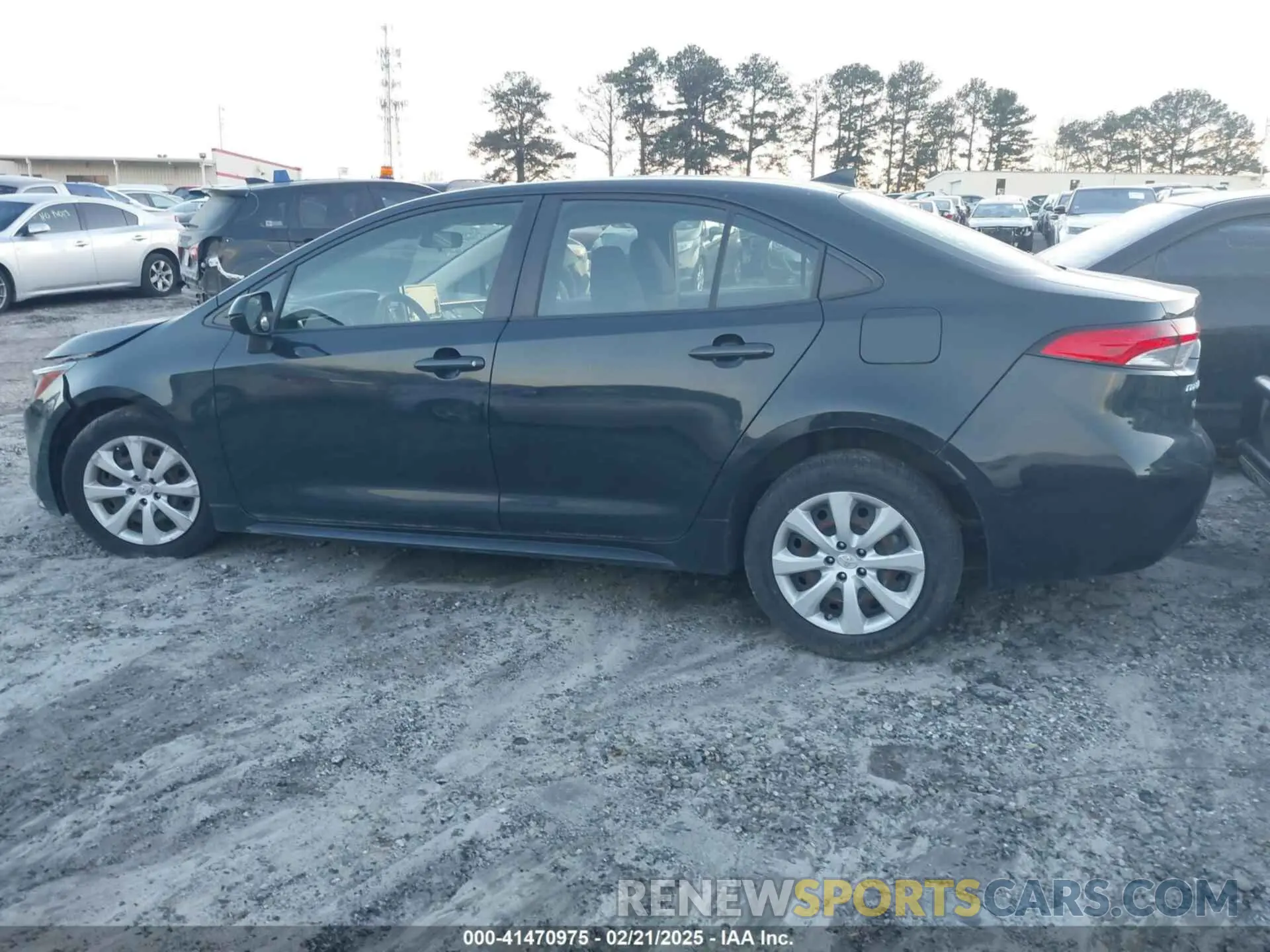14 fotografías del automóvil dañado JTDEPRAE8LJ045301 TOYOTA COROLLA 2020