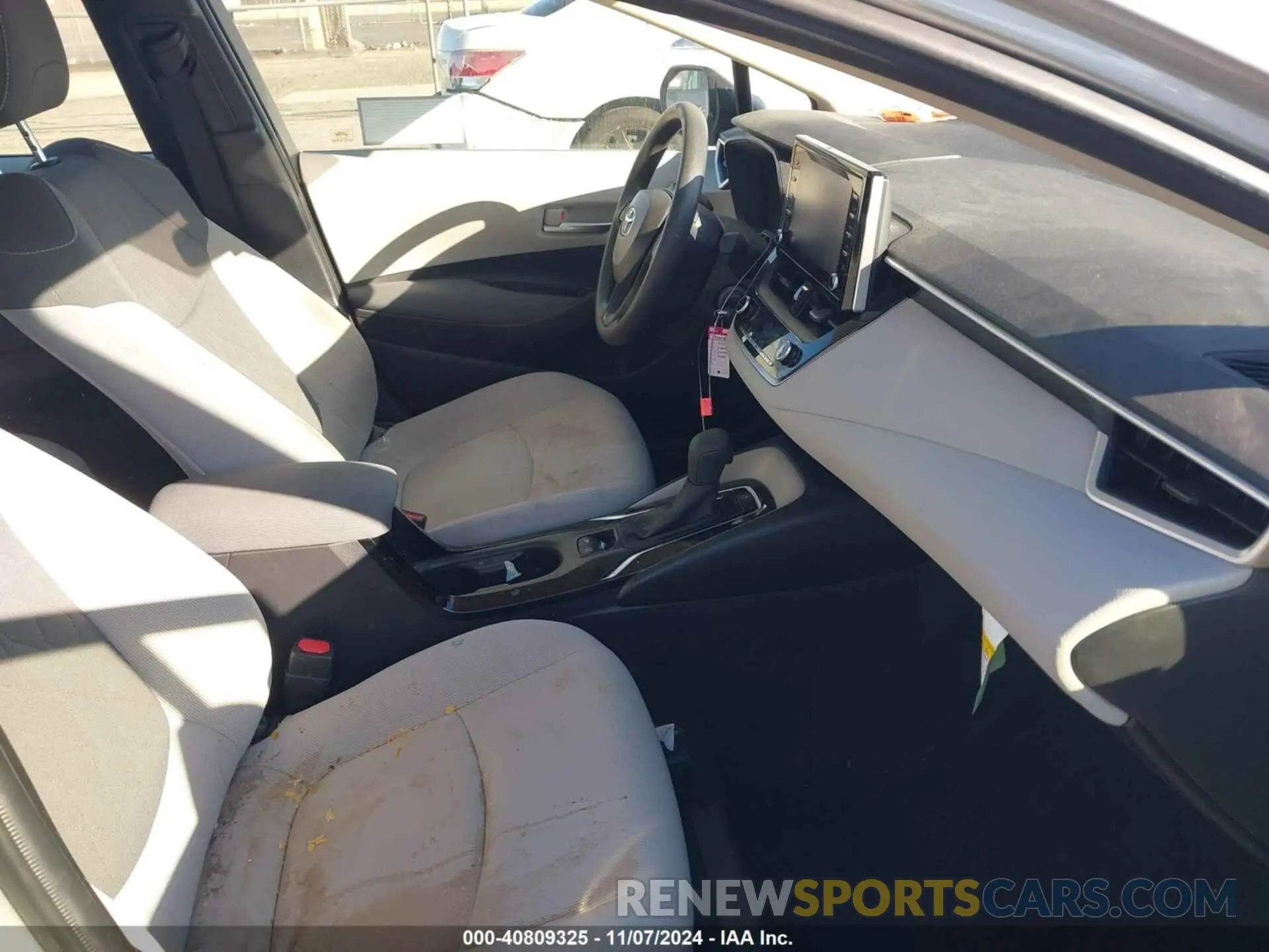 5 fotografías del automóvil dañado JTDEPRAE8LJ059196 TOYOTA COROLLA 2020