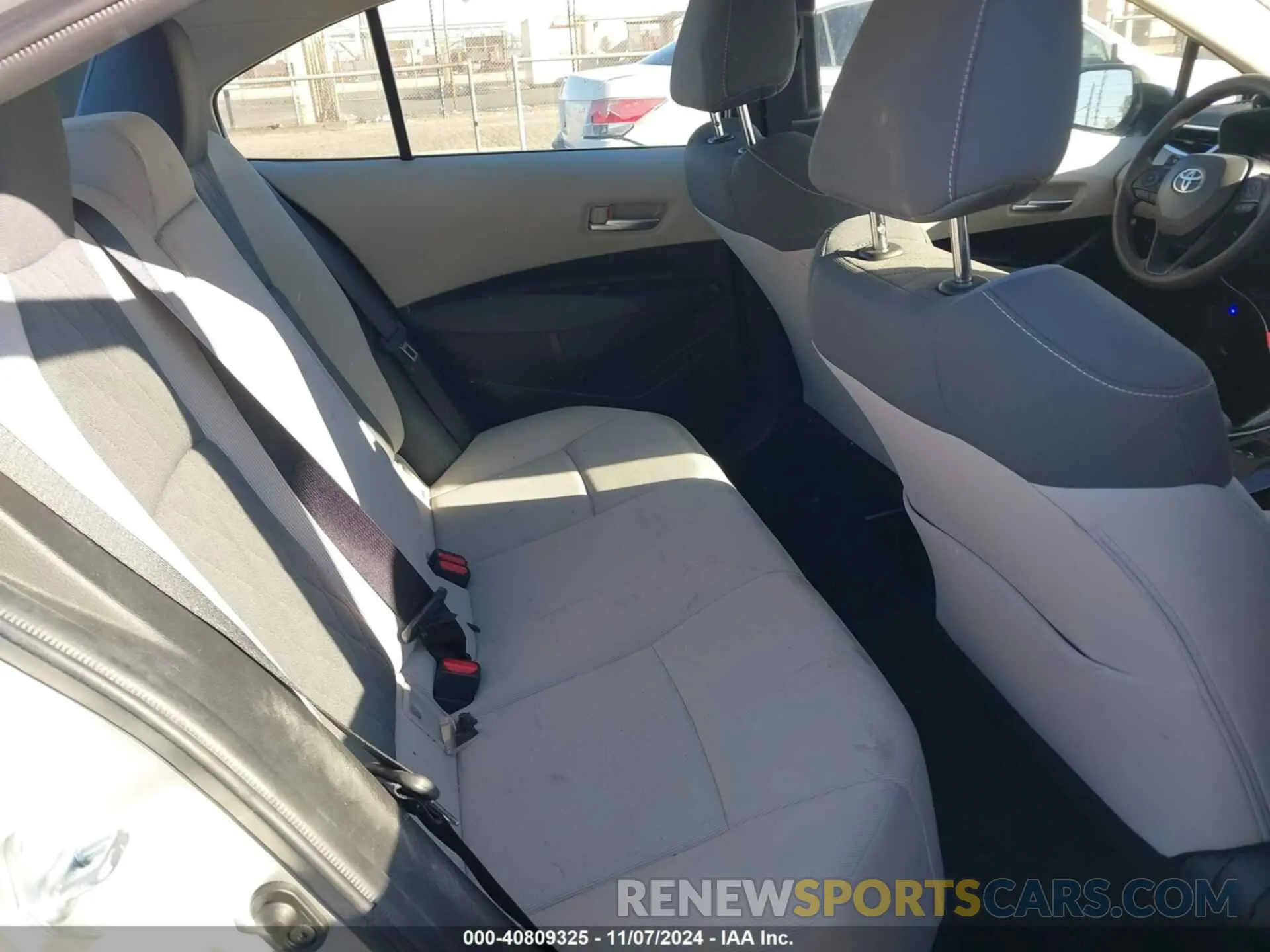 8 fotografías del automóvil dañado JTDEPRAE8LJ059196 TOYOTA COROLLA 2020