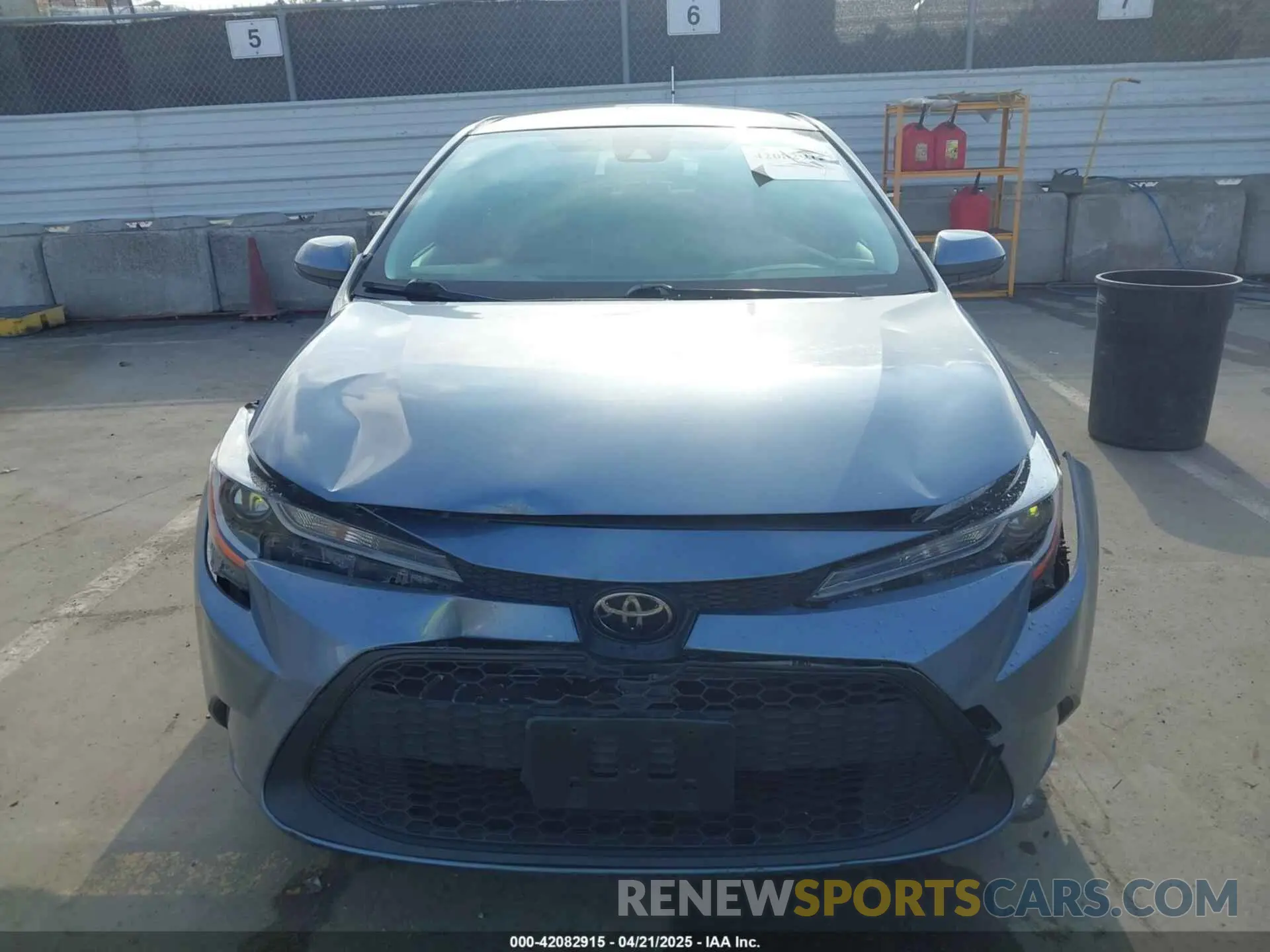 12 fotografías del automóvil dañado JTDEPRAE8LJ059487 TOYOTA COROLLA 2020