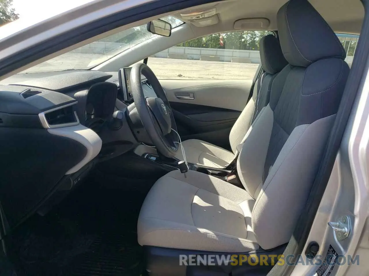 5 fotografías del automóvil dañado JTDEPRAE8LJ067783 TOYOTA COROLLA 2020