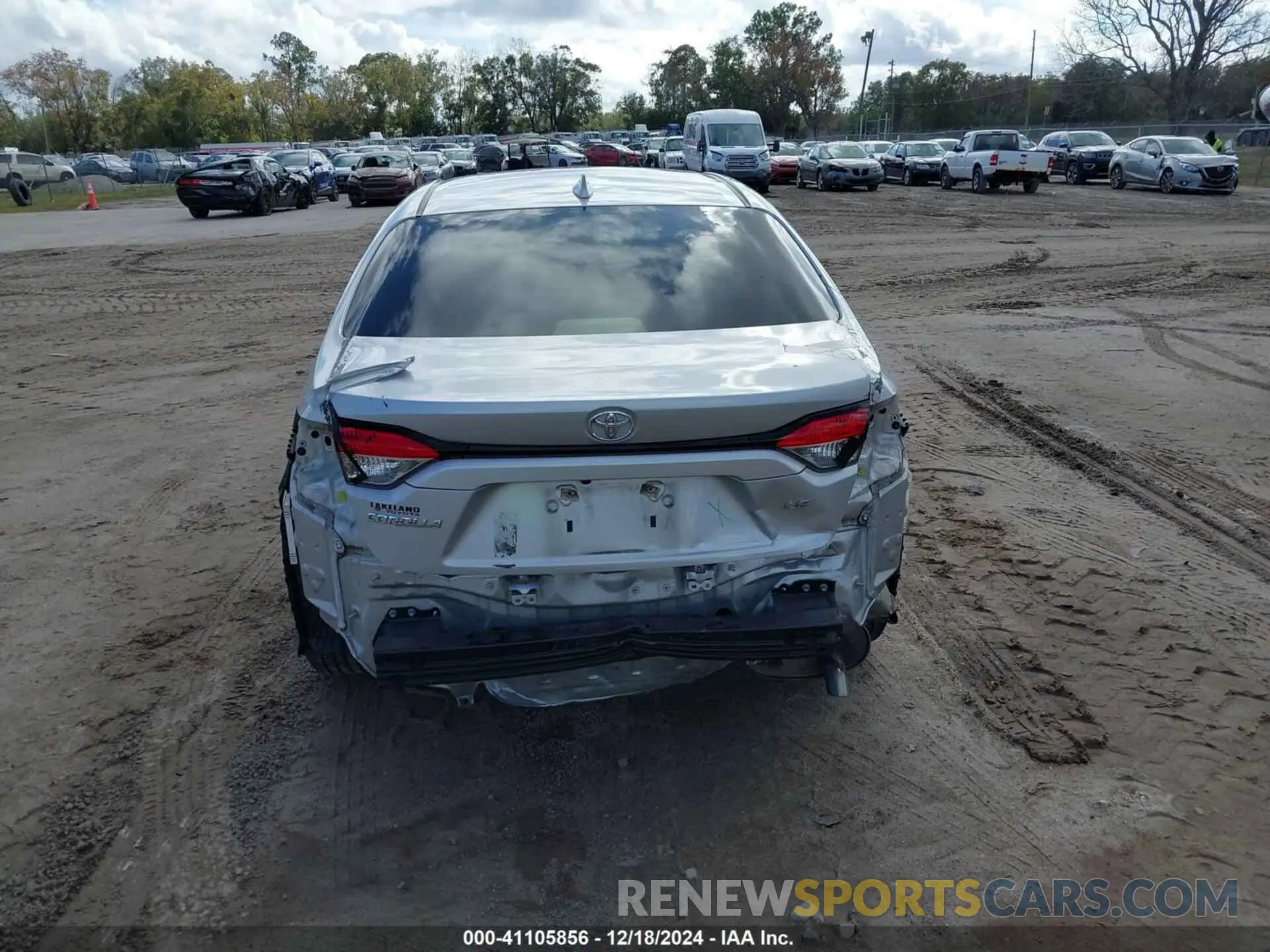 17 fotografías del automóvil dañado JTDEPRAE8LJ073566 TOYOTA COROLLA 2020