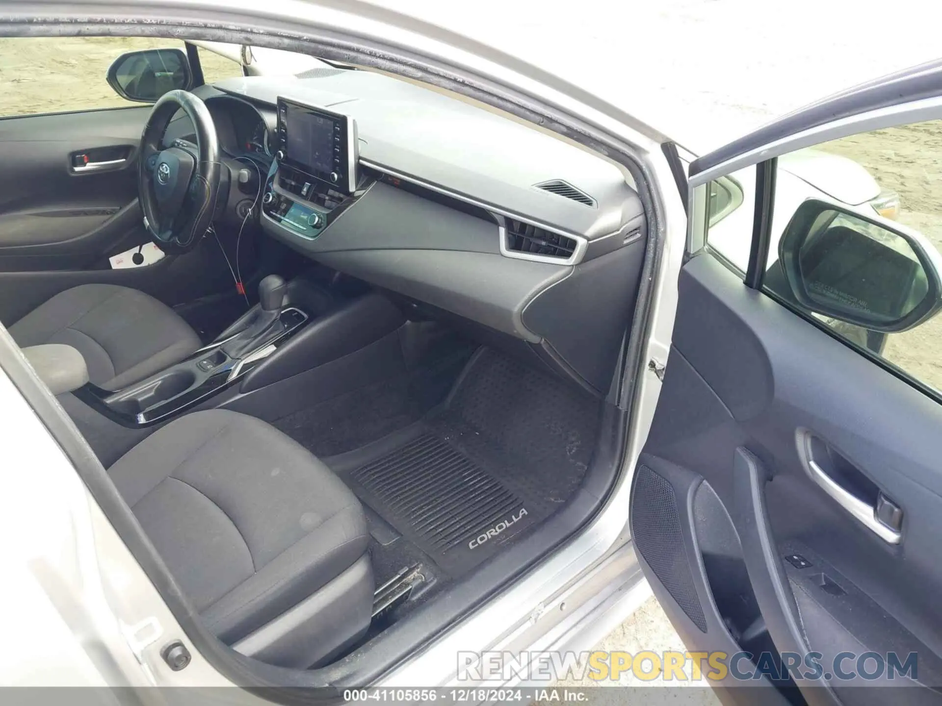 5 fotografías del automóvil dañado JTDEPRAE8LJ073566 TOYOTA COROLLA 2020