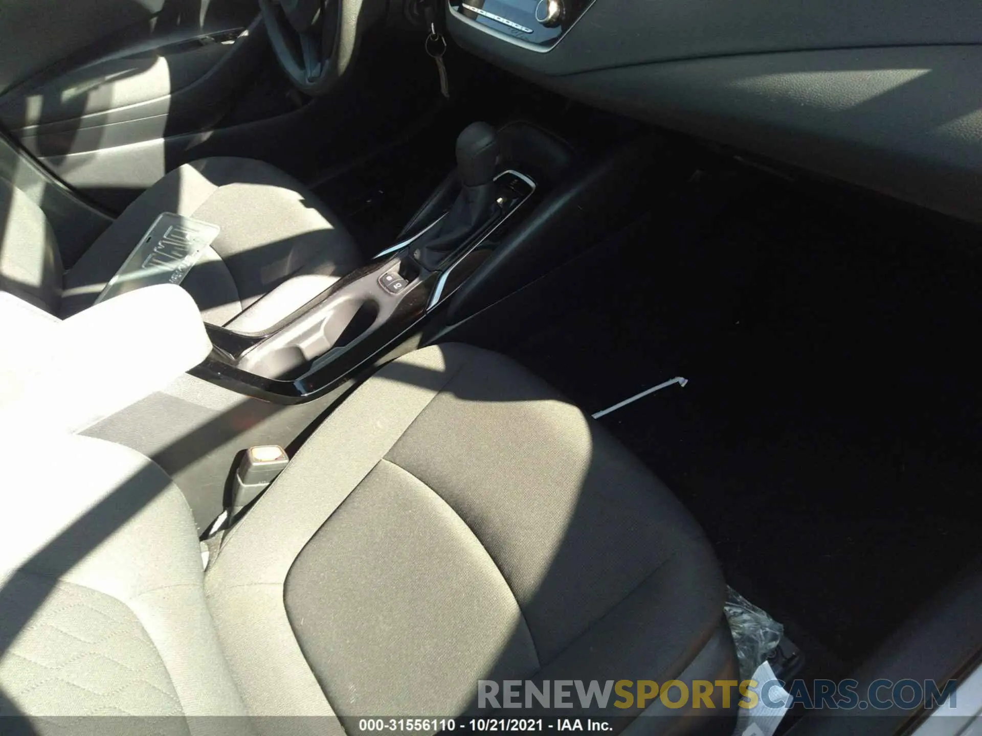 5 fotografías del automóvil dañado JTDEPRAE8LJ088570 TOYOTA COROLLA 2020