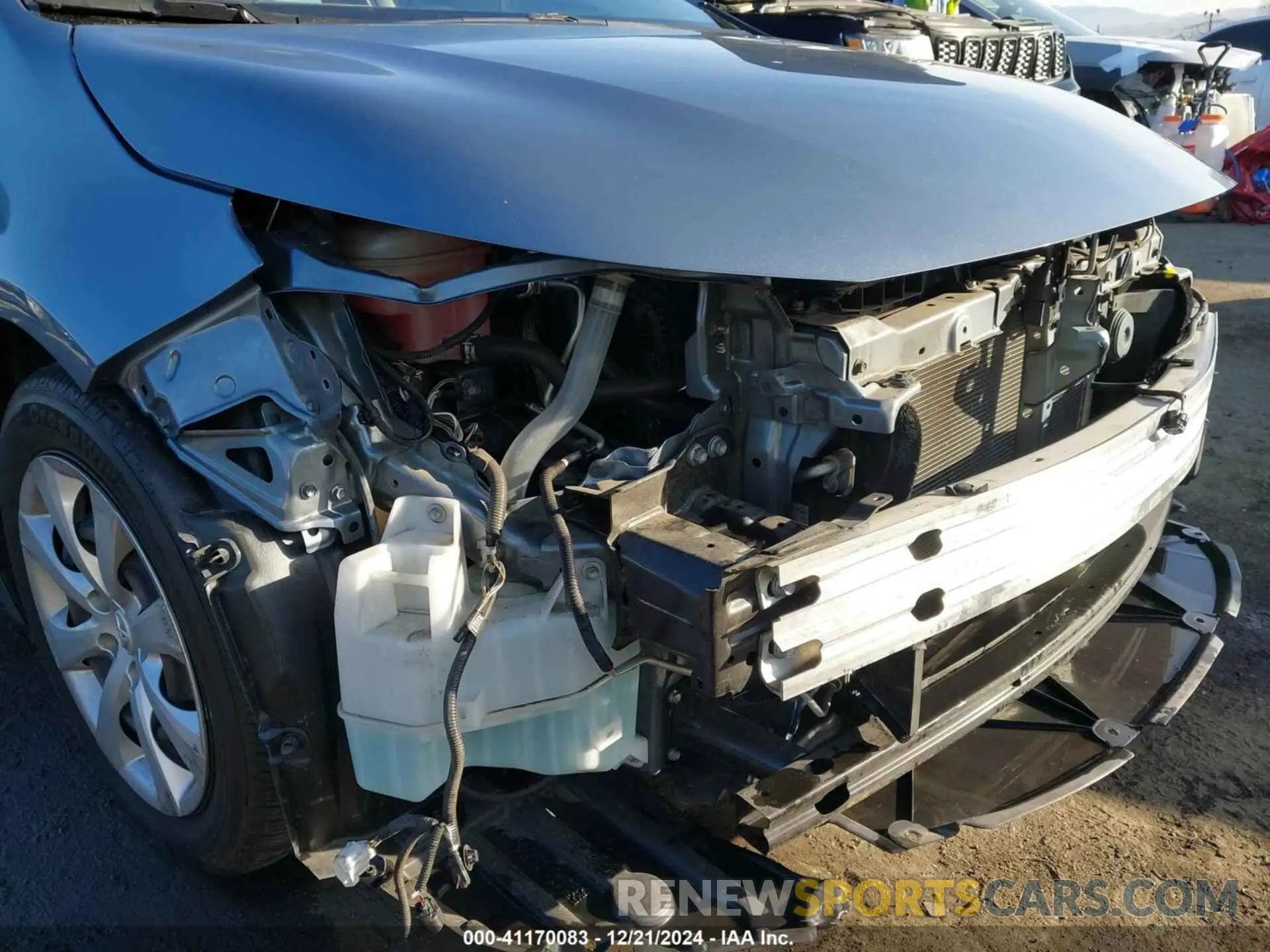 18 fotografías del automóvil dañado JTDEPRAE8LJ090318 TOYOTA COROLLA 2020