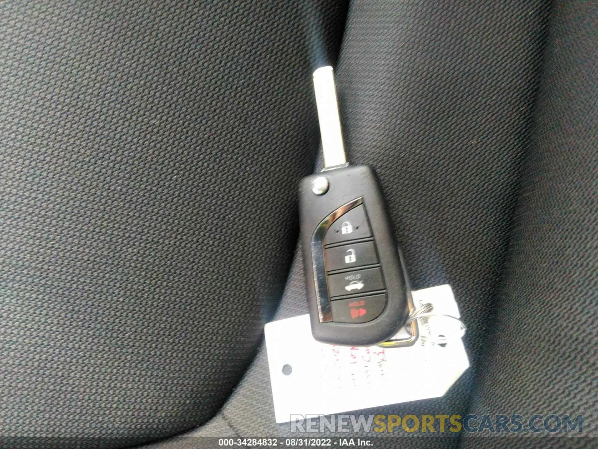 11 fotografías del automóvil dañado JTDEPRAE8LJ096345 TOYOTA COROLLA 2020